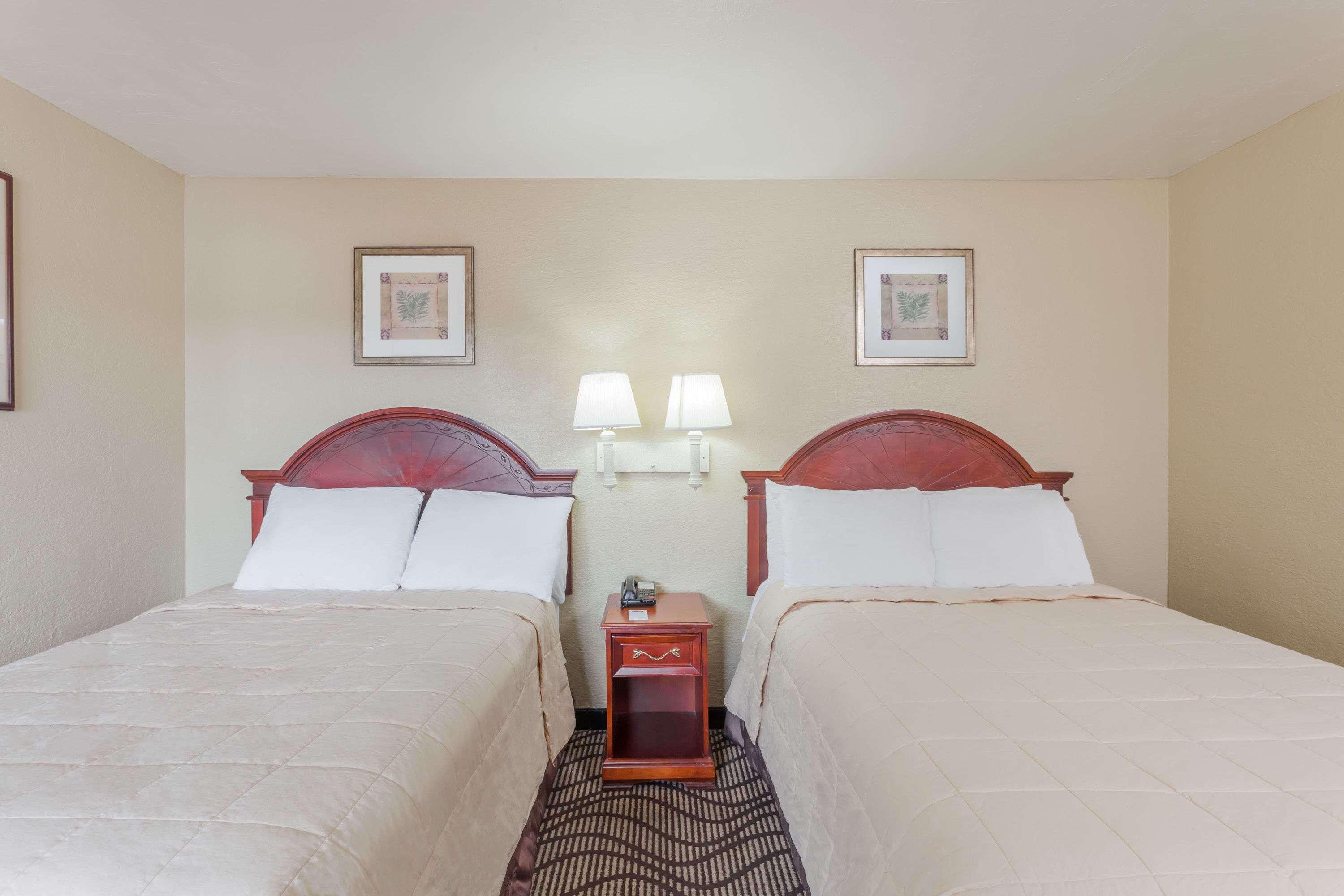 Travelodge Victorville