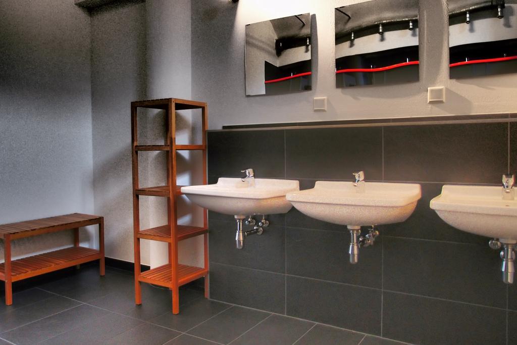 Pfefferbett Hostel Berlin by null