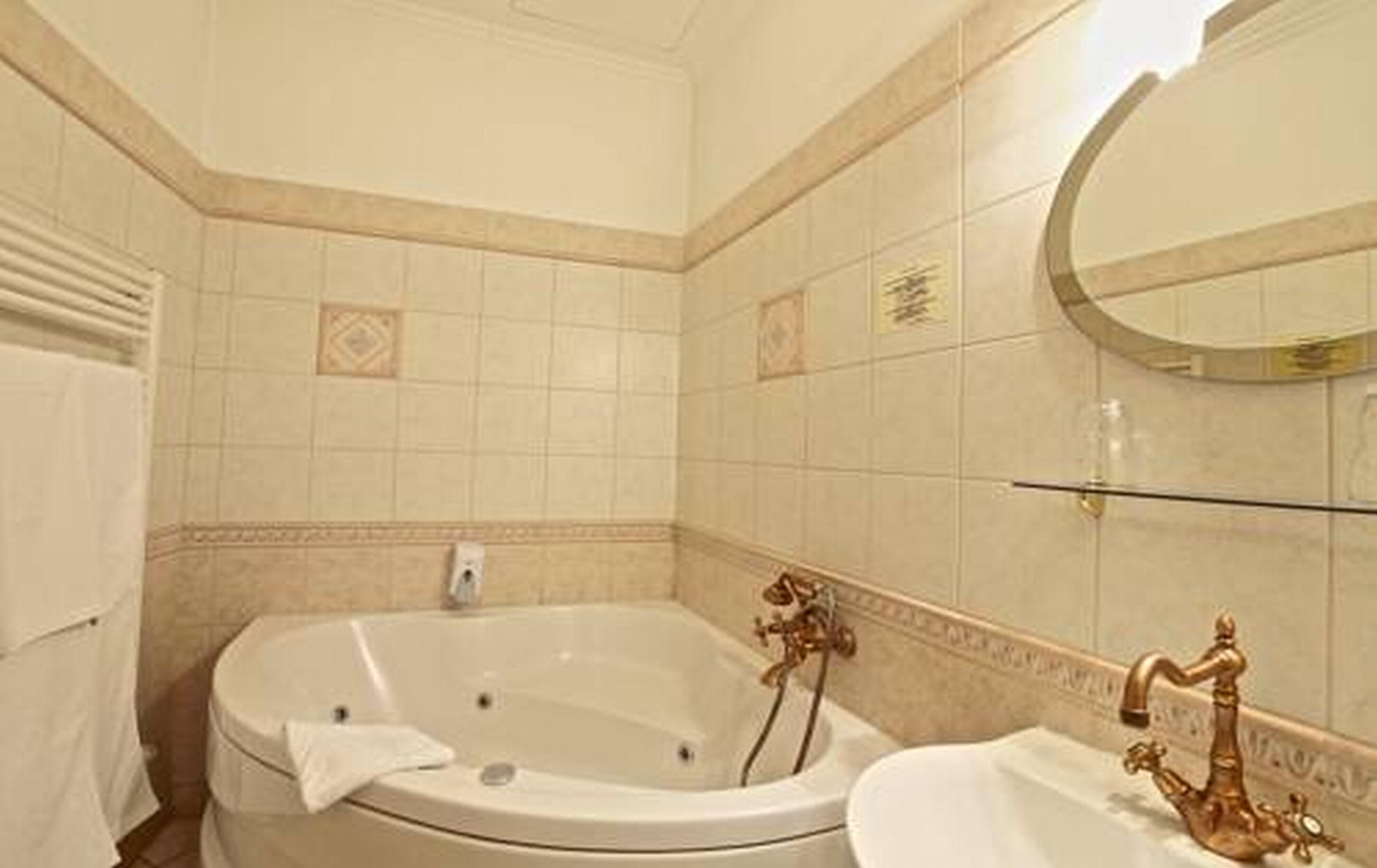 Cotton House Hotel Budapest by null