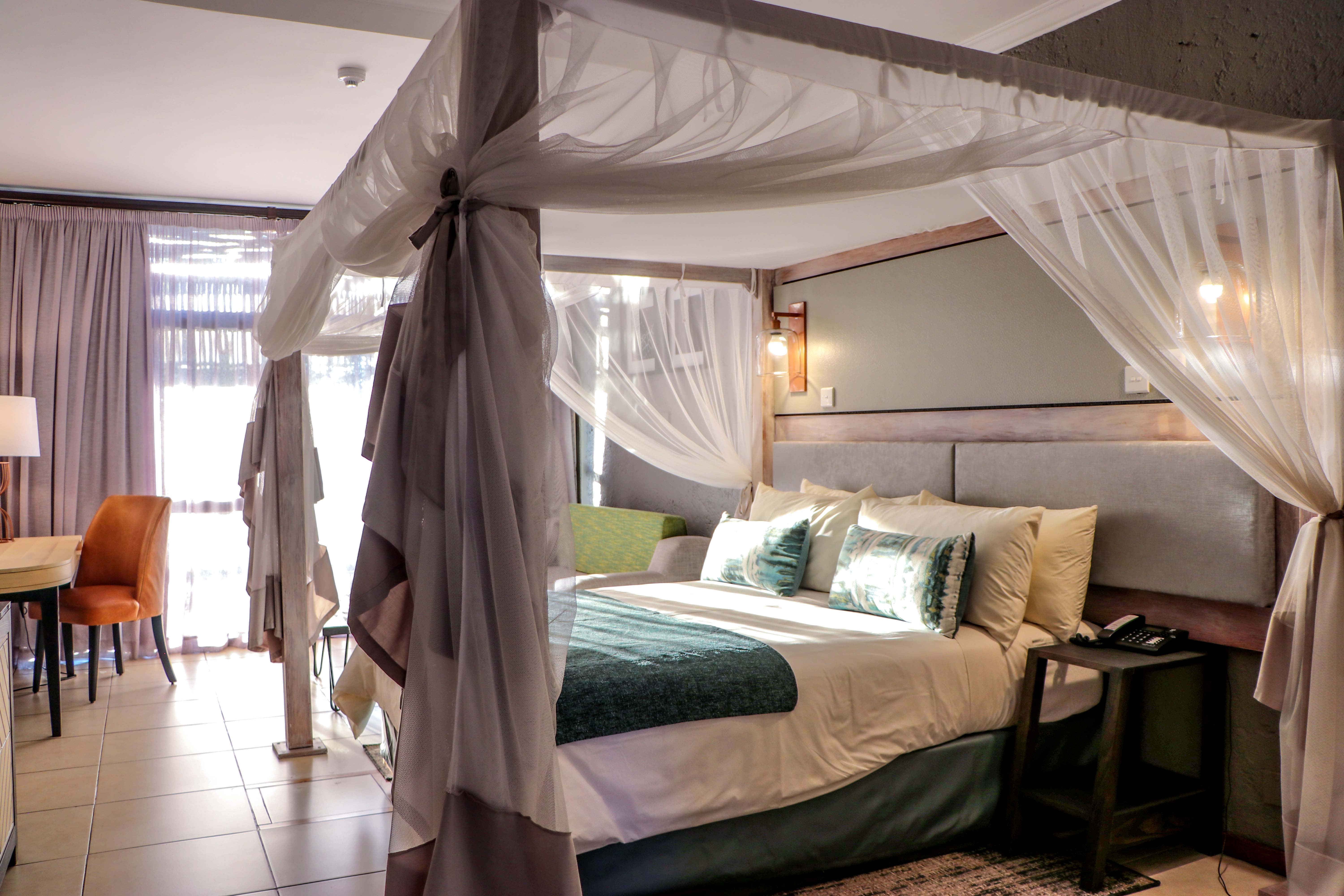 Suite, executive
