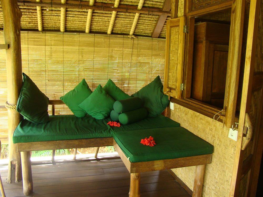 Flower Bud Bungalow - nuotrauka