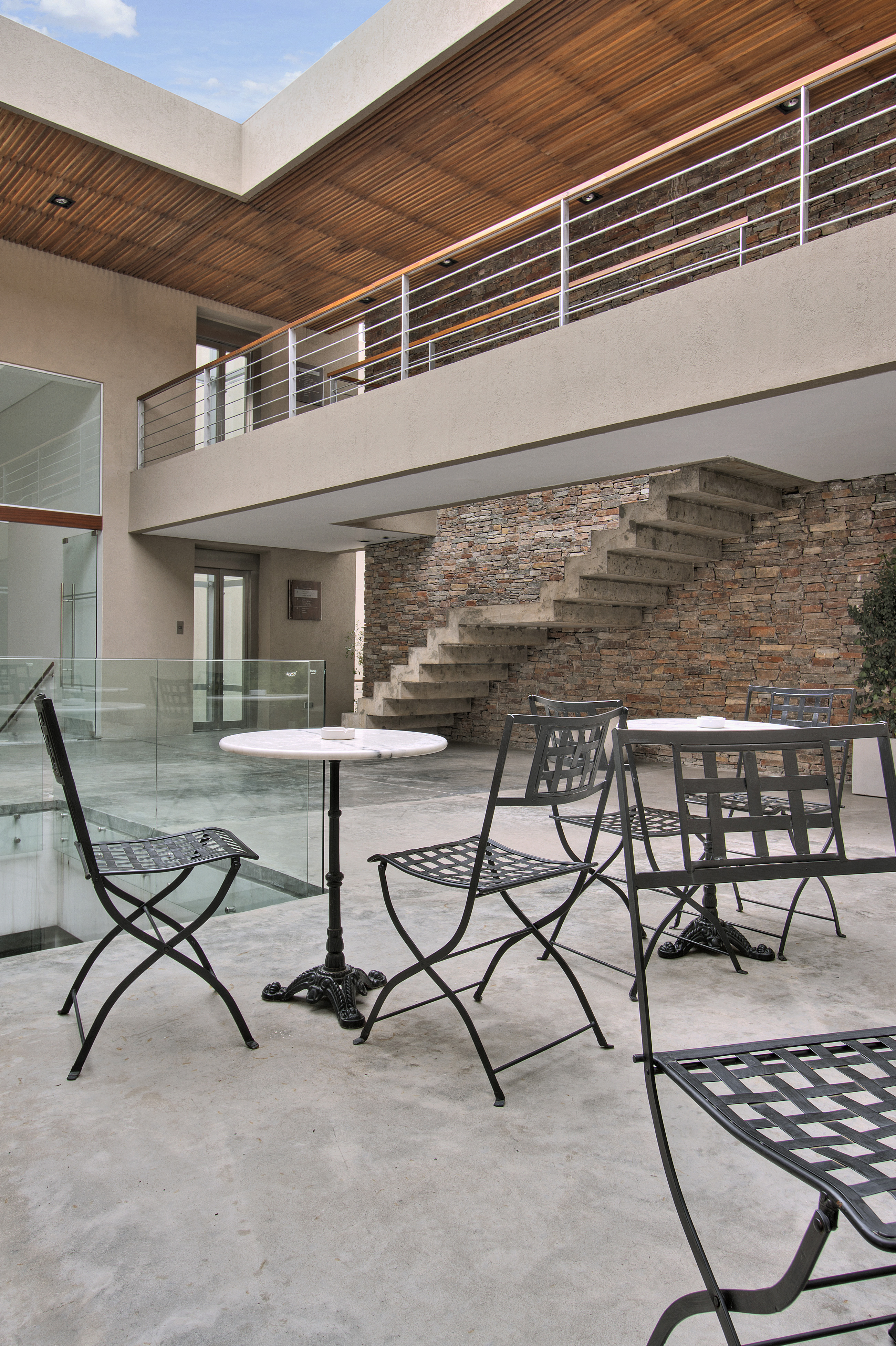 San Isidro Plaza Hotel by null