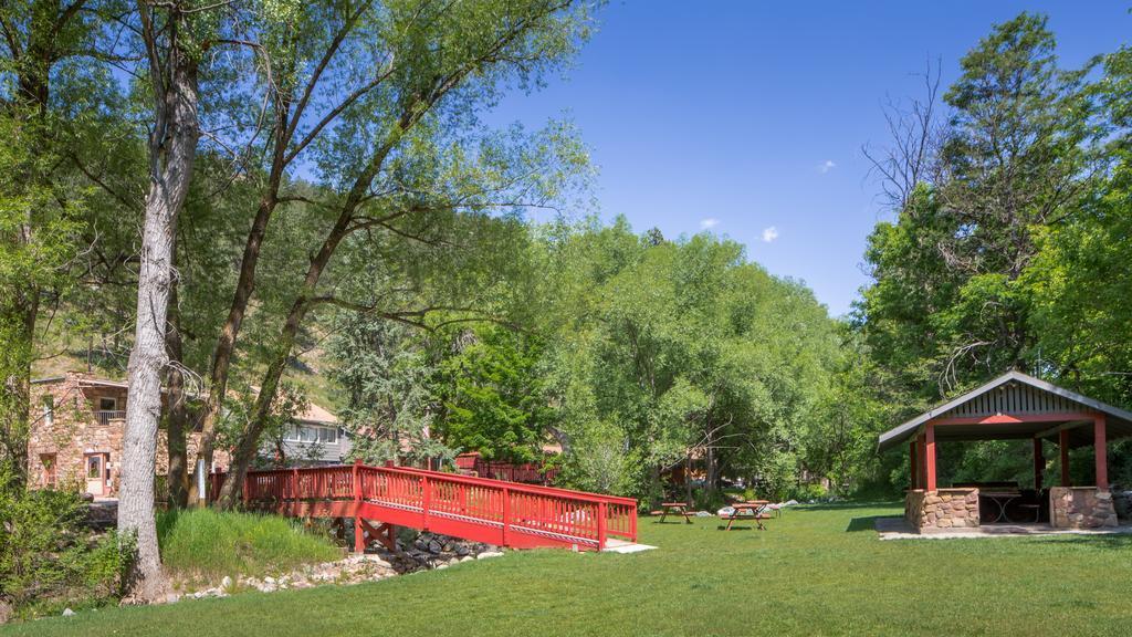 Boulder Mountain Lodge