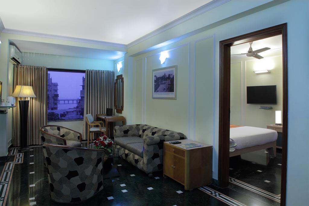 Hotel Hiltop by null