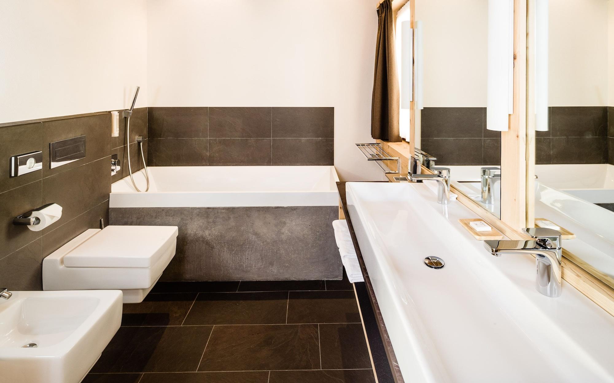 Lagacio' Mountain Residence by null