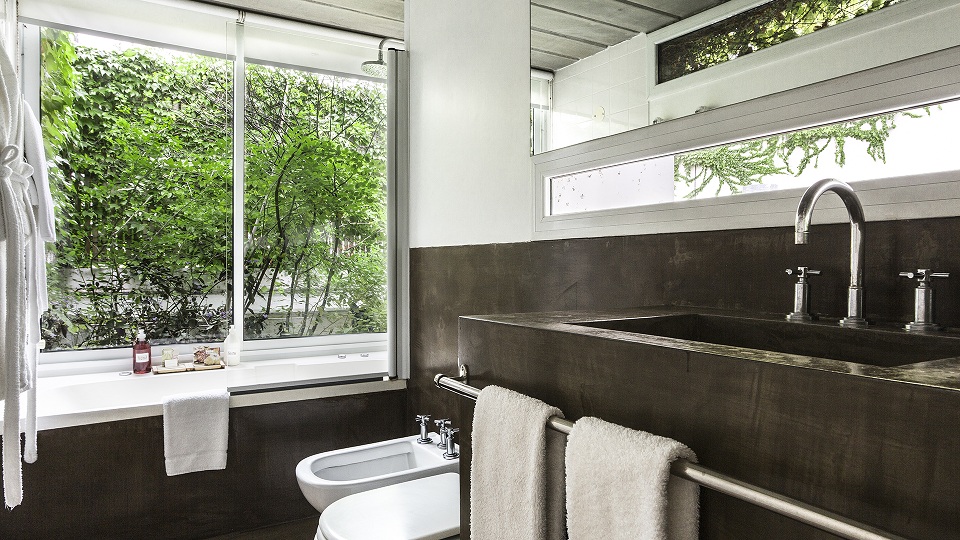 Home Hotel by null