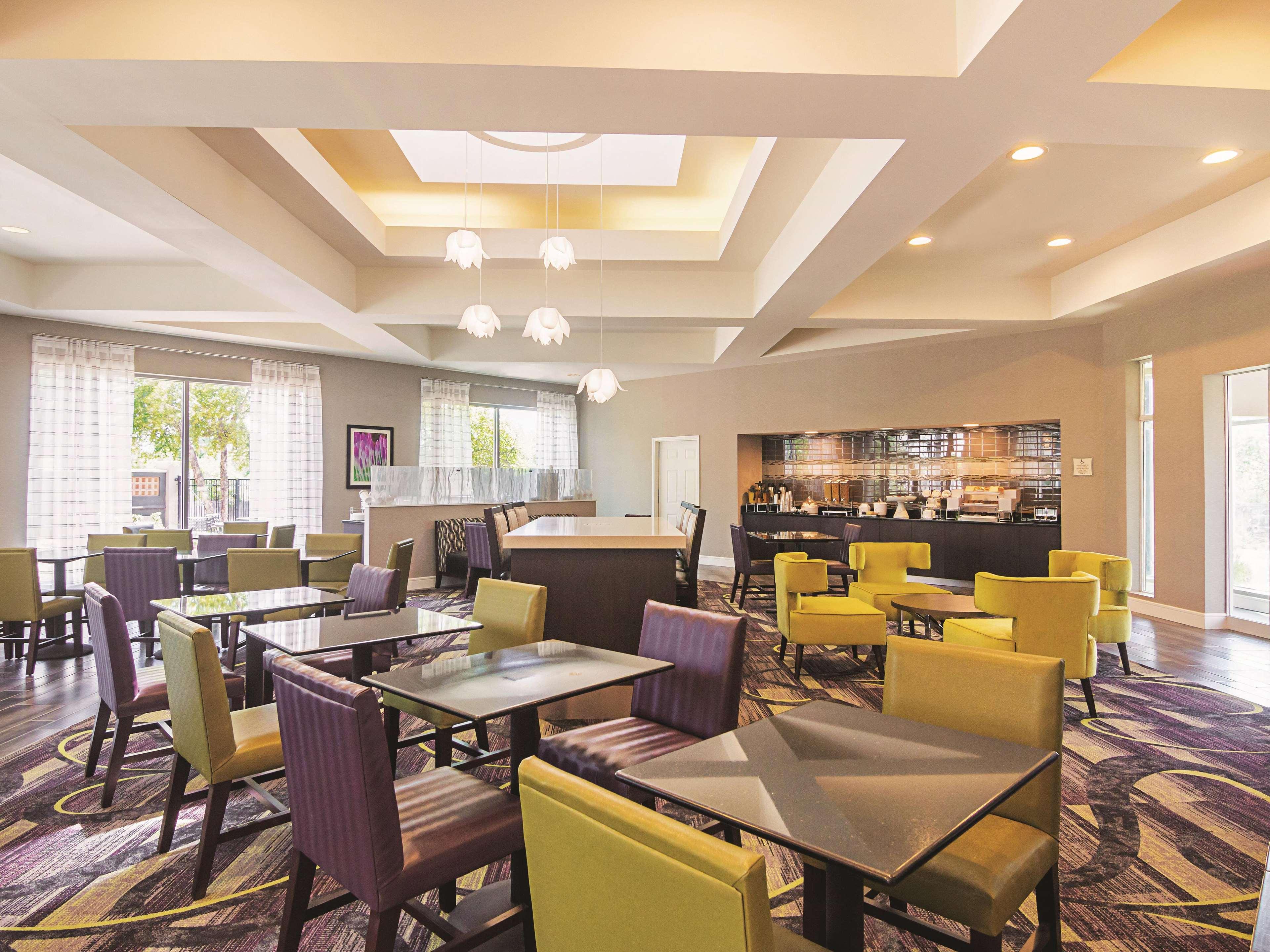 La Quinta Inn and Suites Denver Louisville / Bould