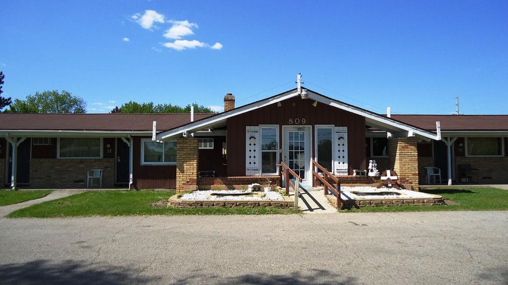 Spinning Wheel Motel