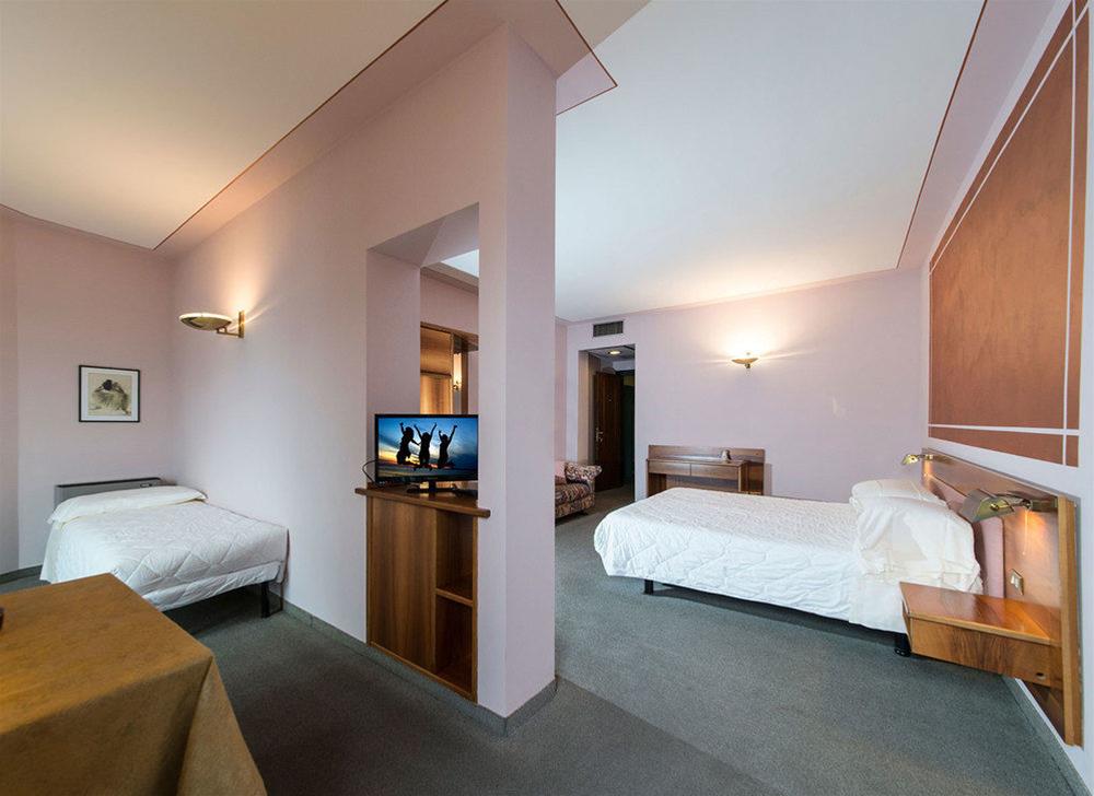 Albergo Ristorante Moderno