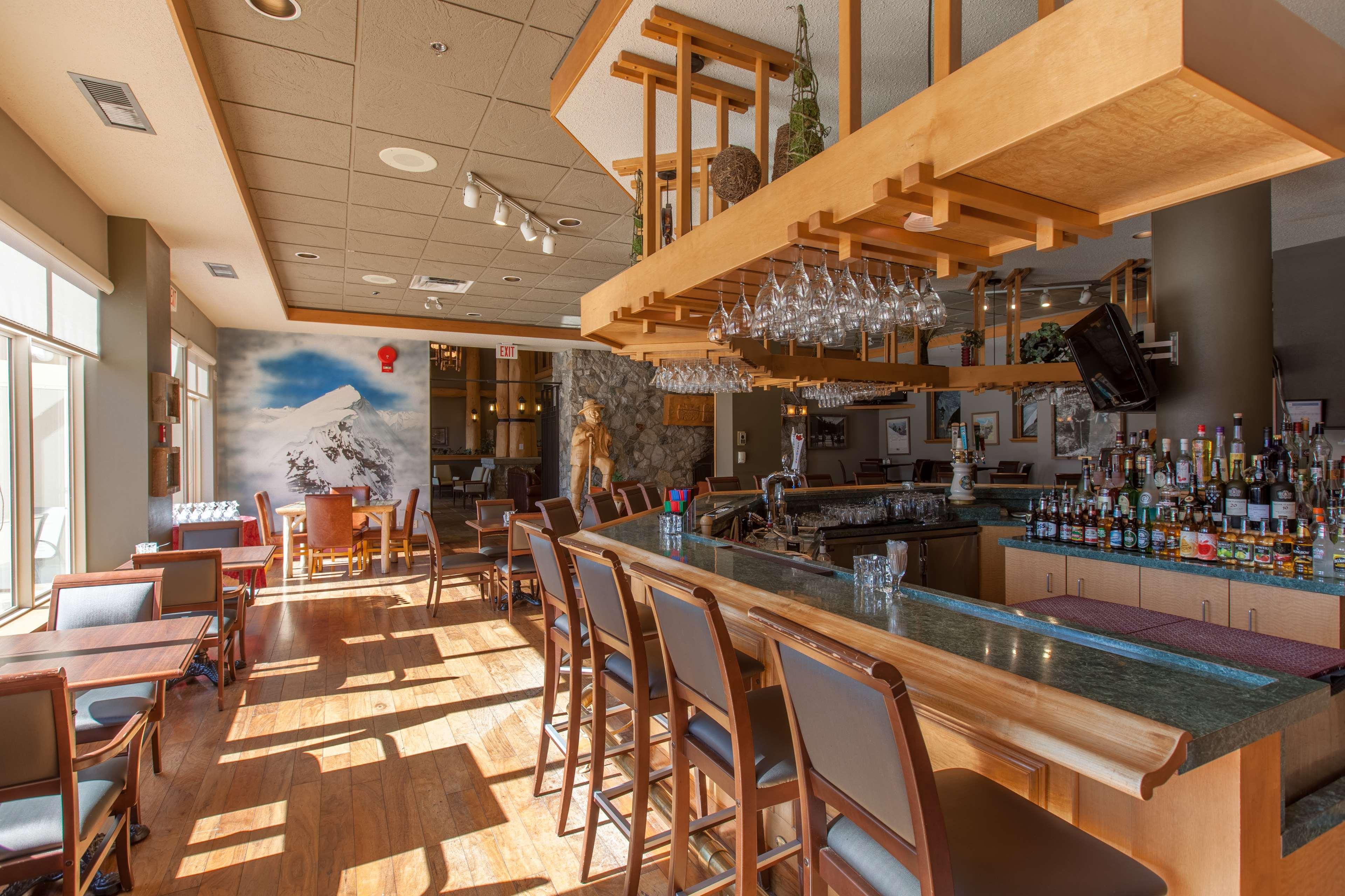 Coast Hillcrest Hotel by null