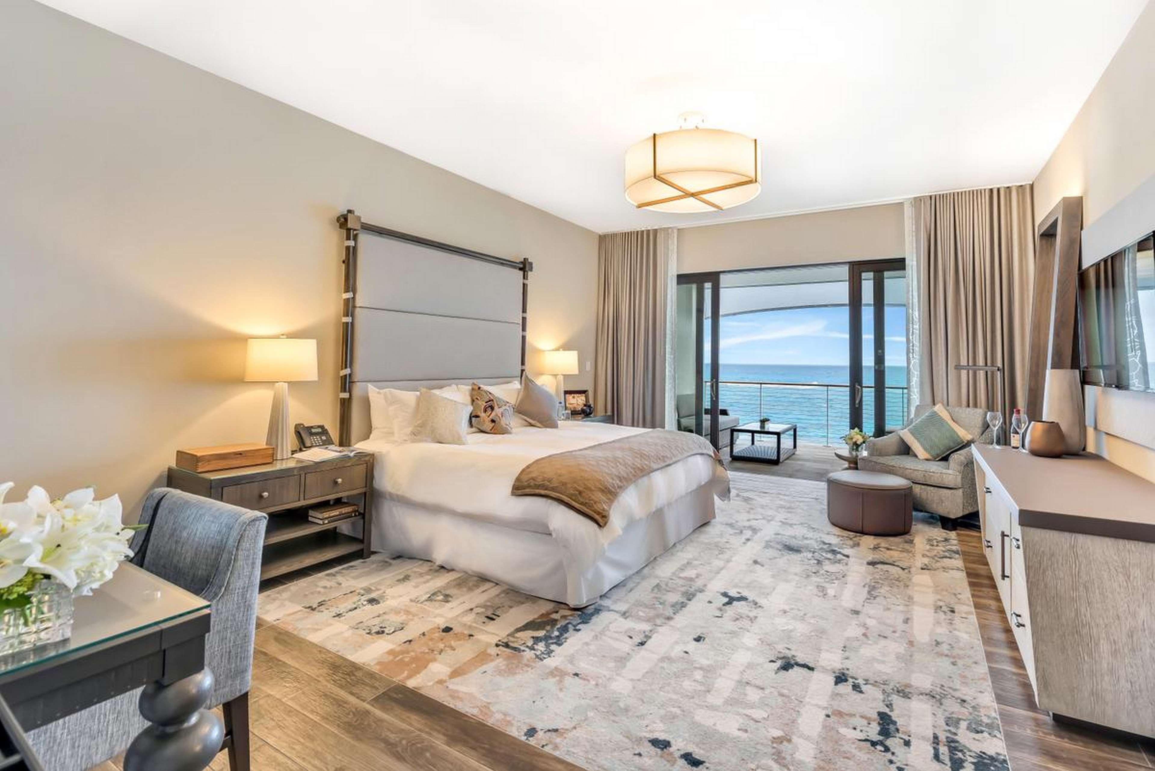 The Loren at Pink Beach by null