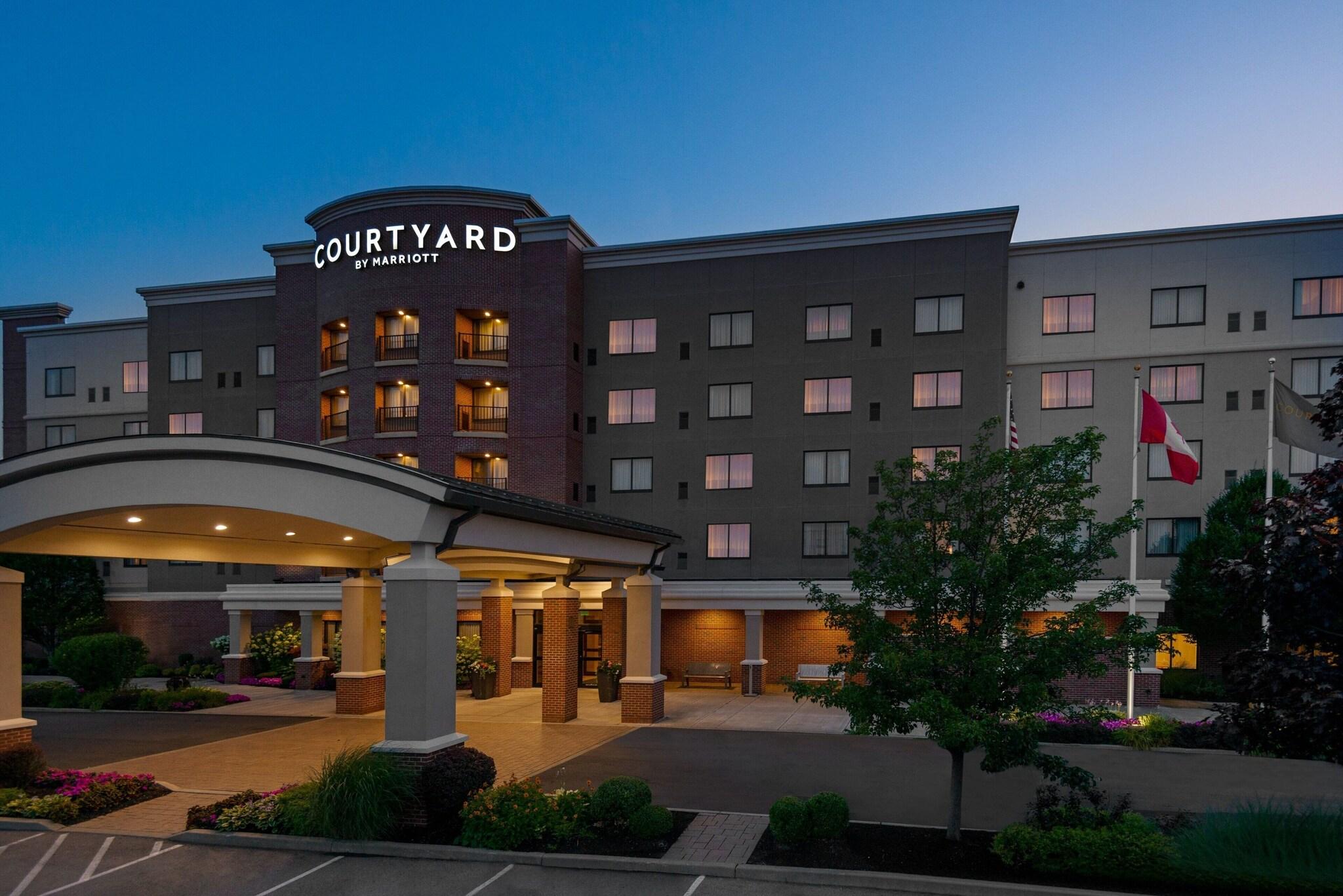 Courtyard by Marriott Buffalo Airport image