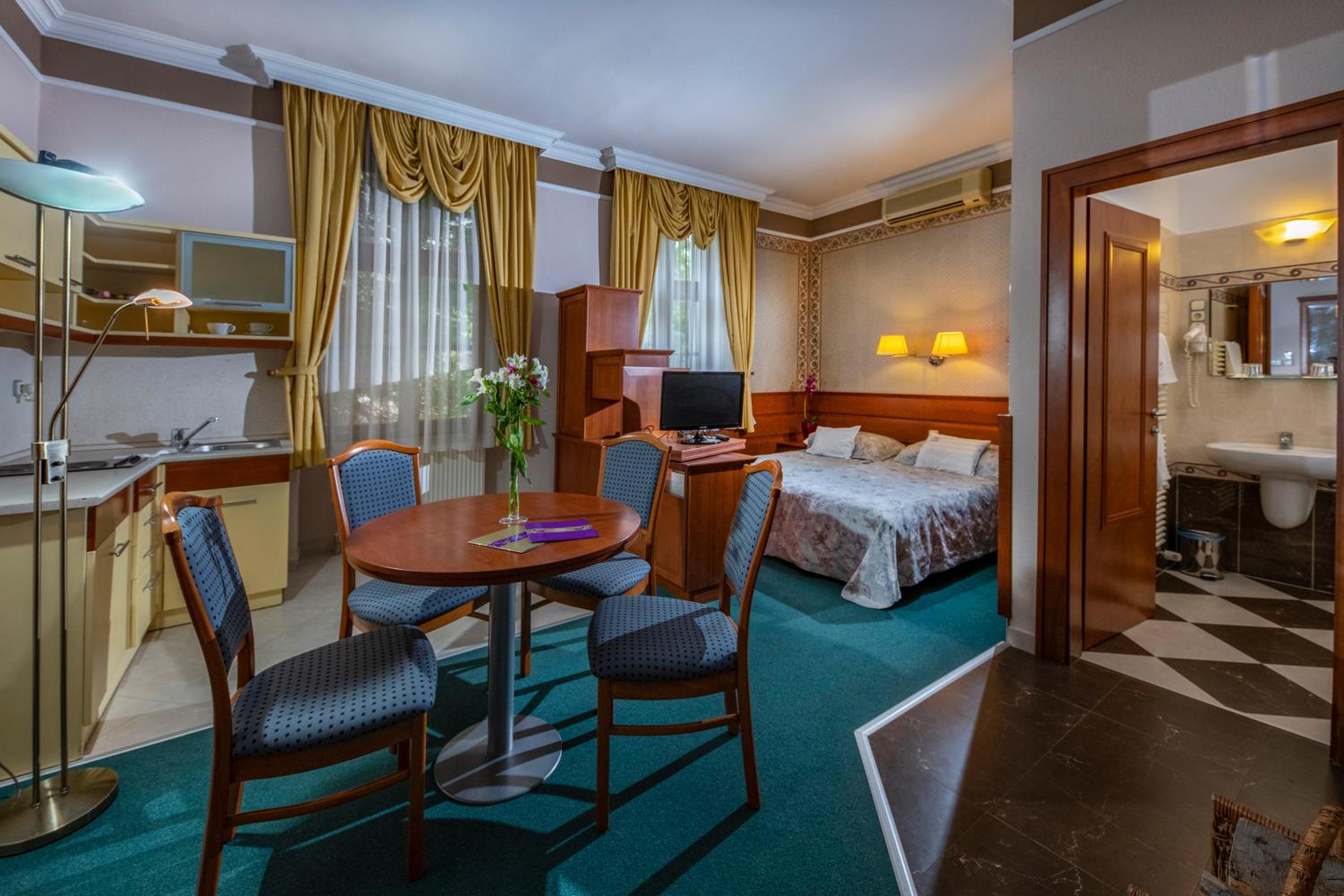 Suite, junior