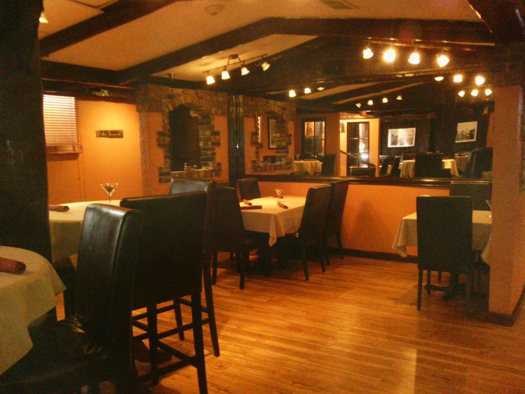 Thayers Inn Hotel by null