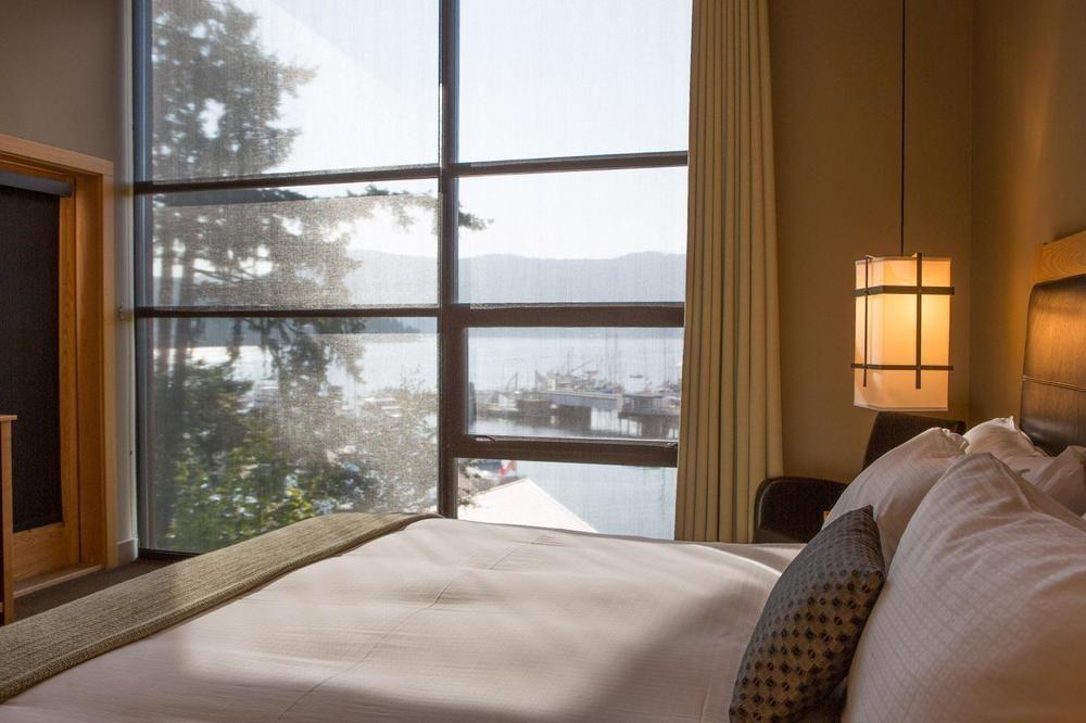 Brentwood Bay Resort by null