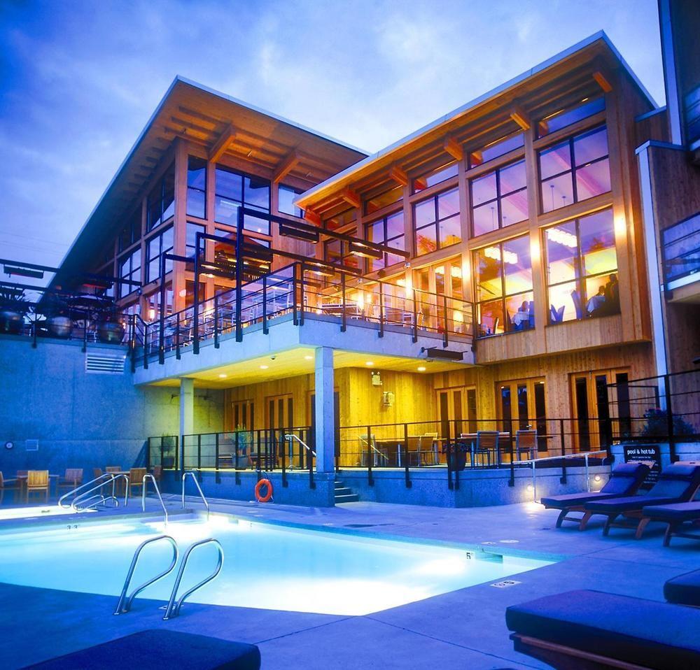 Brentwood Bay Resort by null