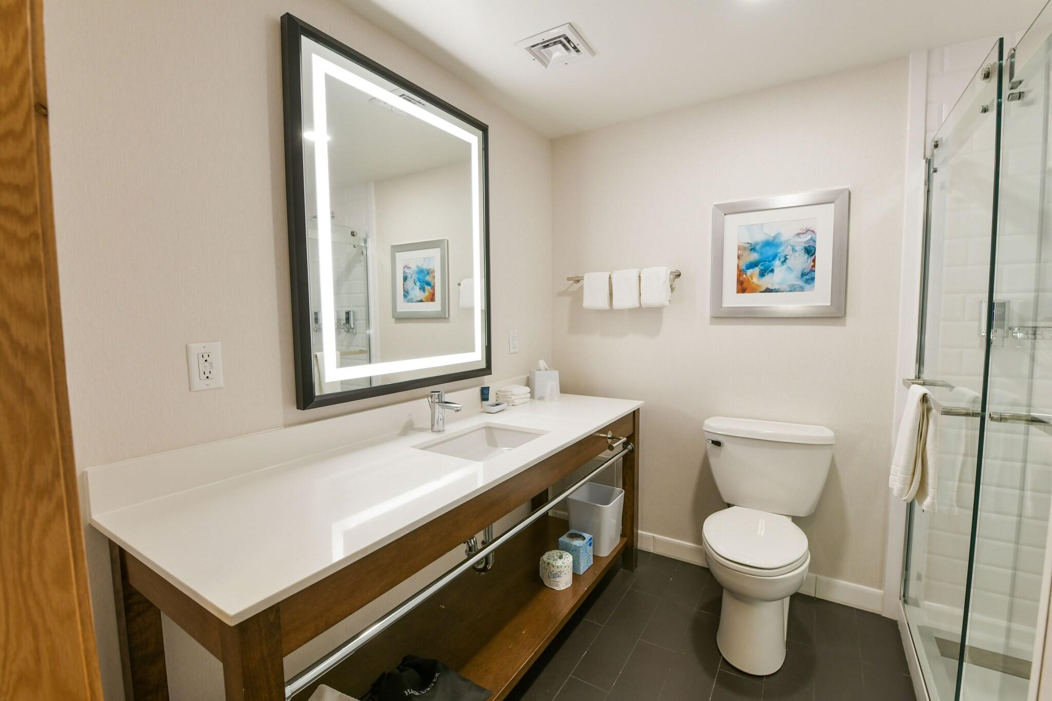 Four Points By Sheraton Wakefield Boston Hotel