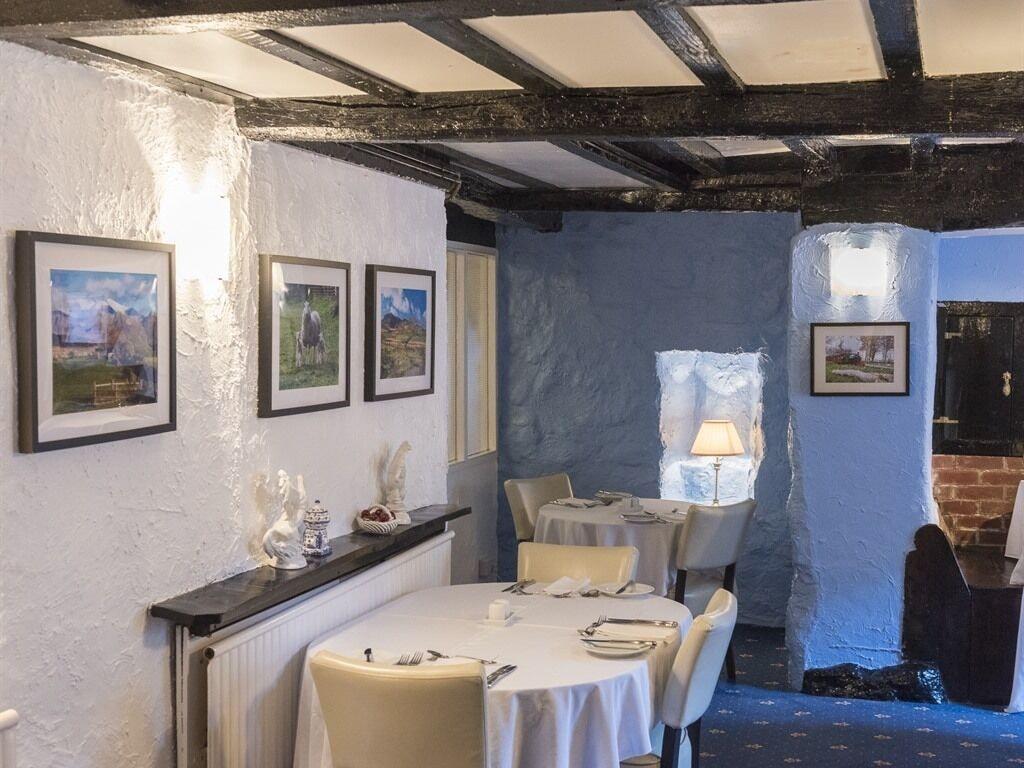 Gwesty Minffordd Hotel