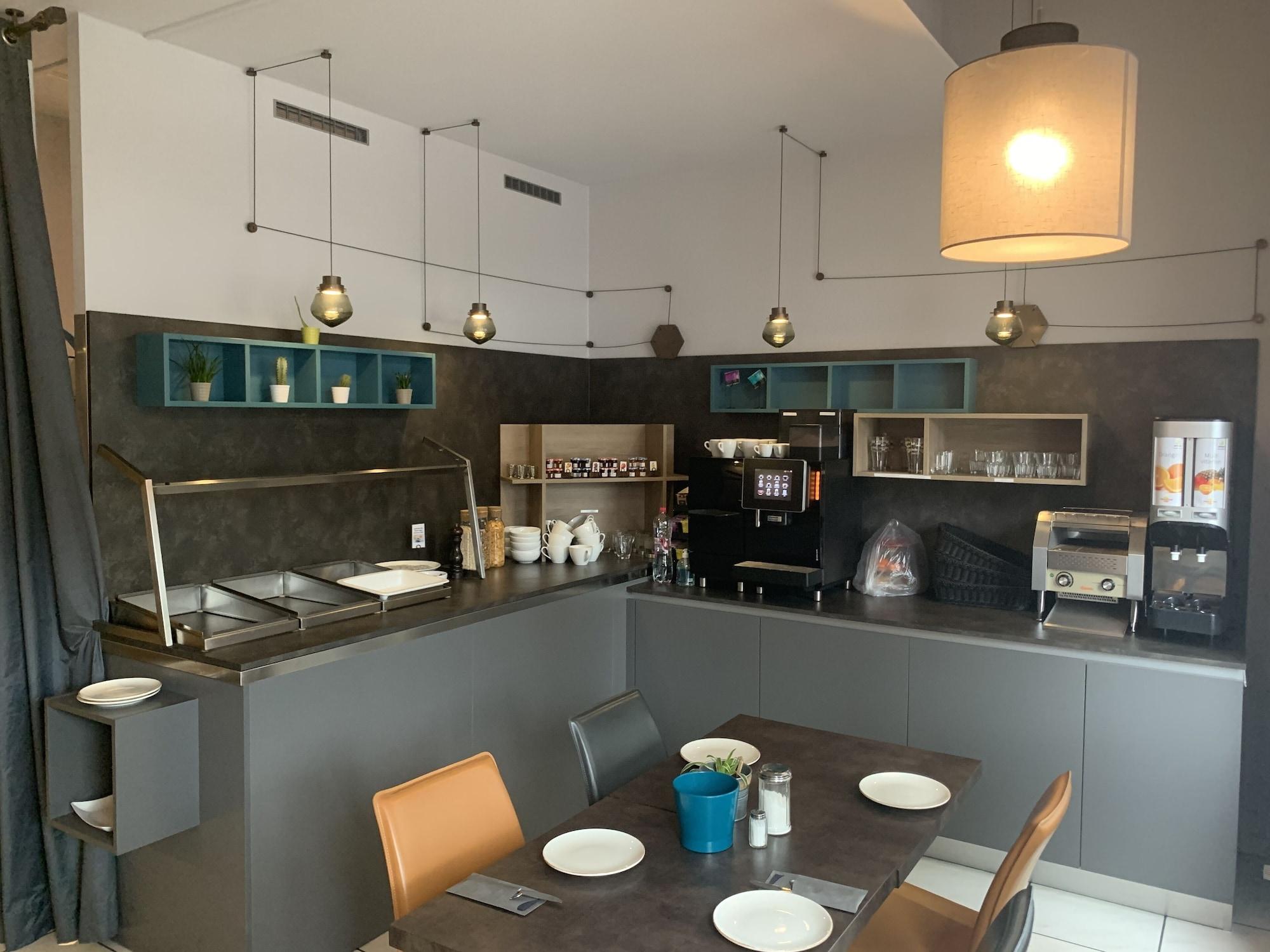 Hotel Resslirytti by null