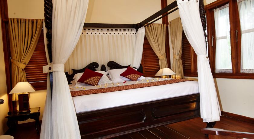 Kampung Sumber Alam Garut by null