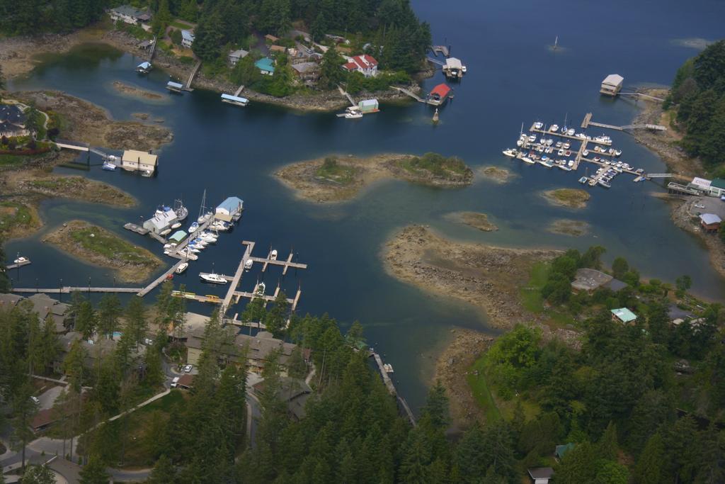 Painted Boat Resort Spa & Marina by null
