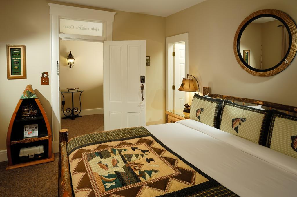 The Branson Hotel by null