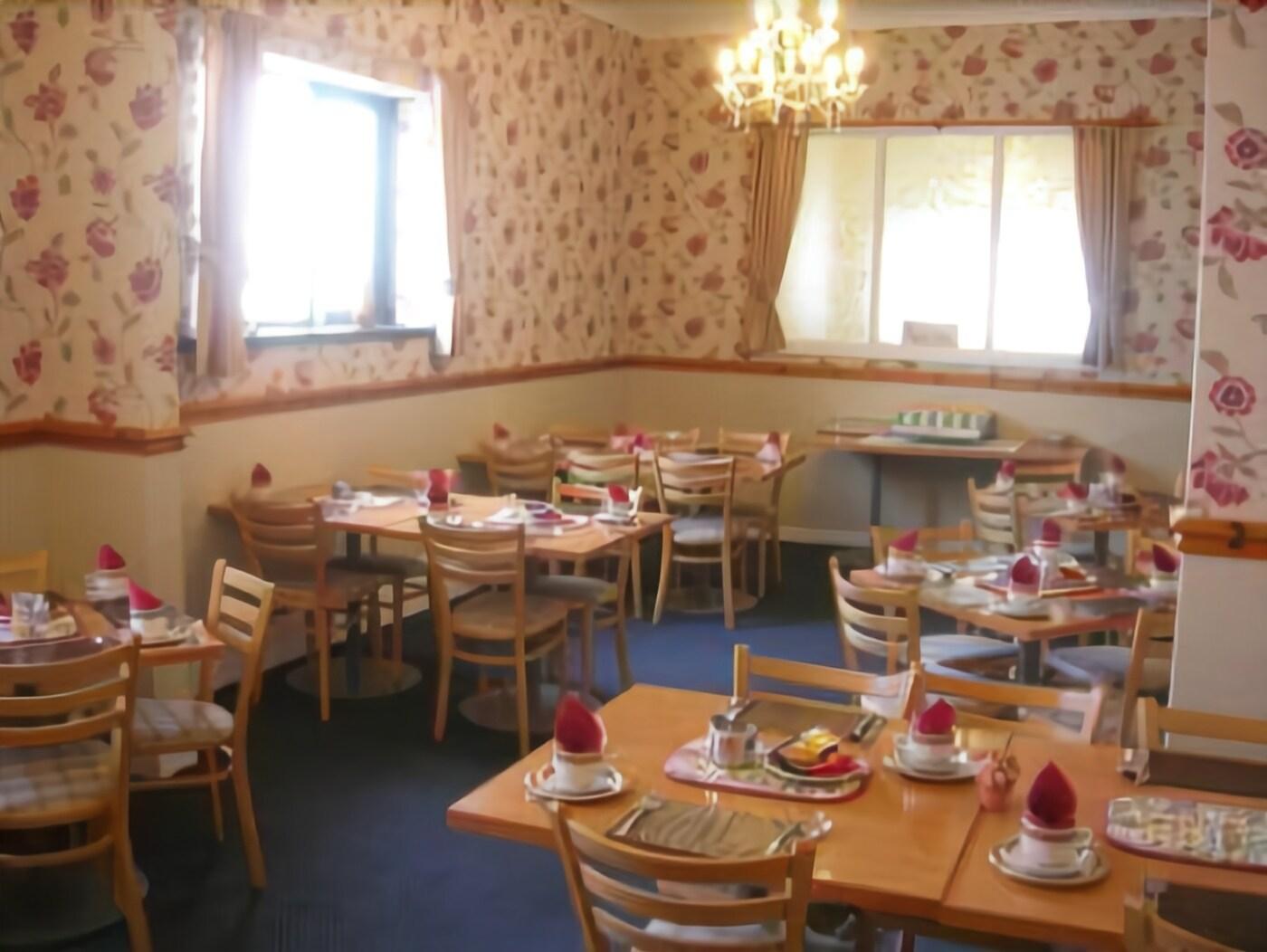 Wellington Hotel - Guest House