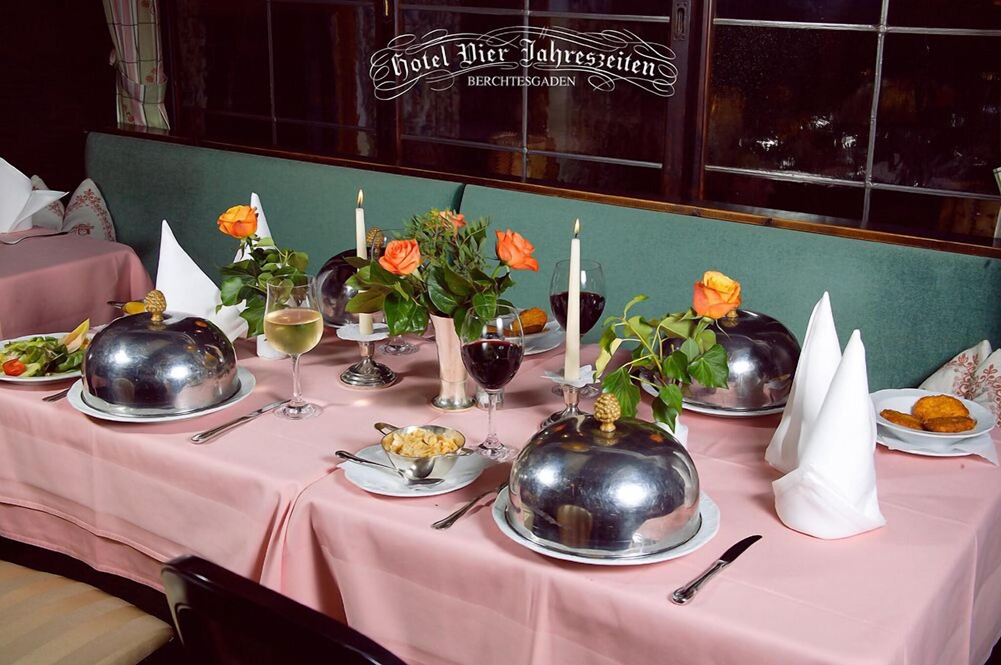 Hotel Vier Jahreszeiten by null