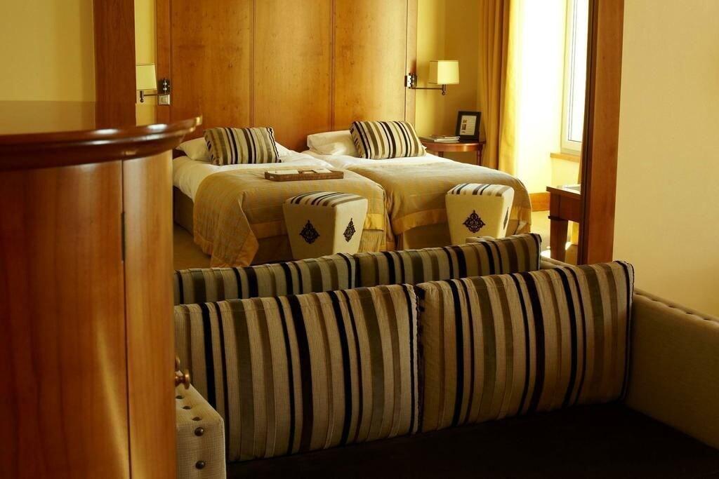 Beau-Rivage Neuchâtel by null