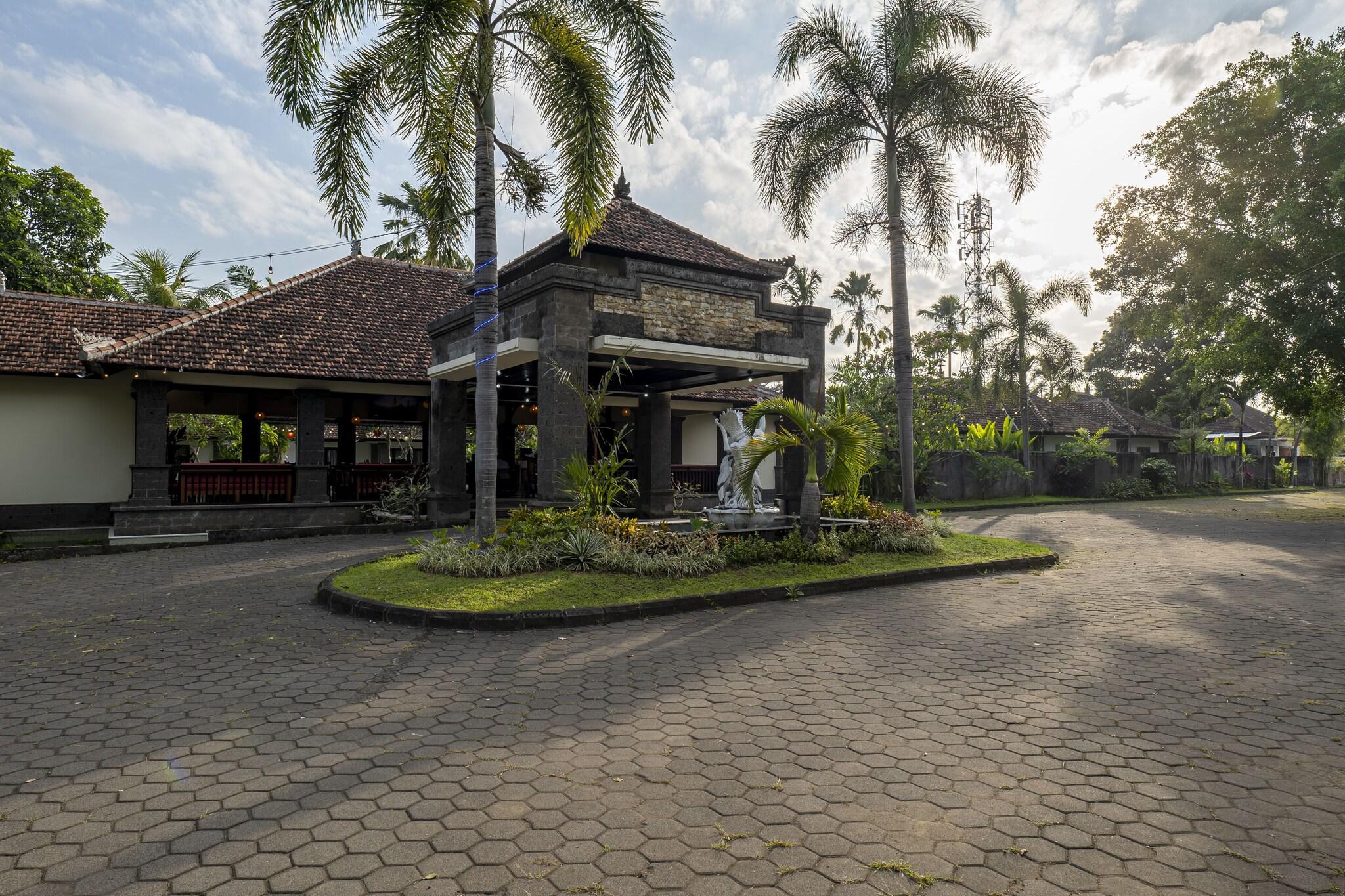 Jimbarwana Hotel