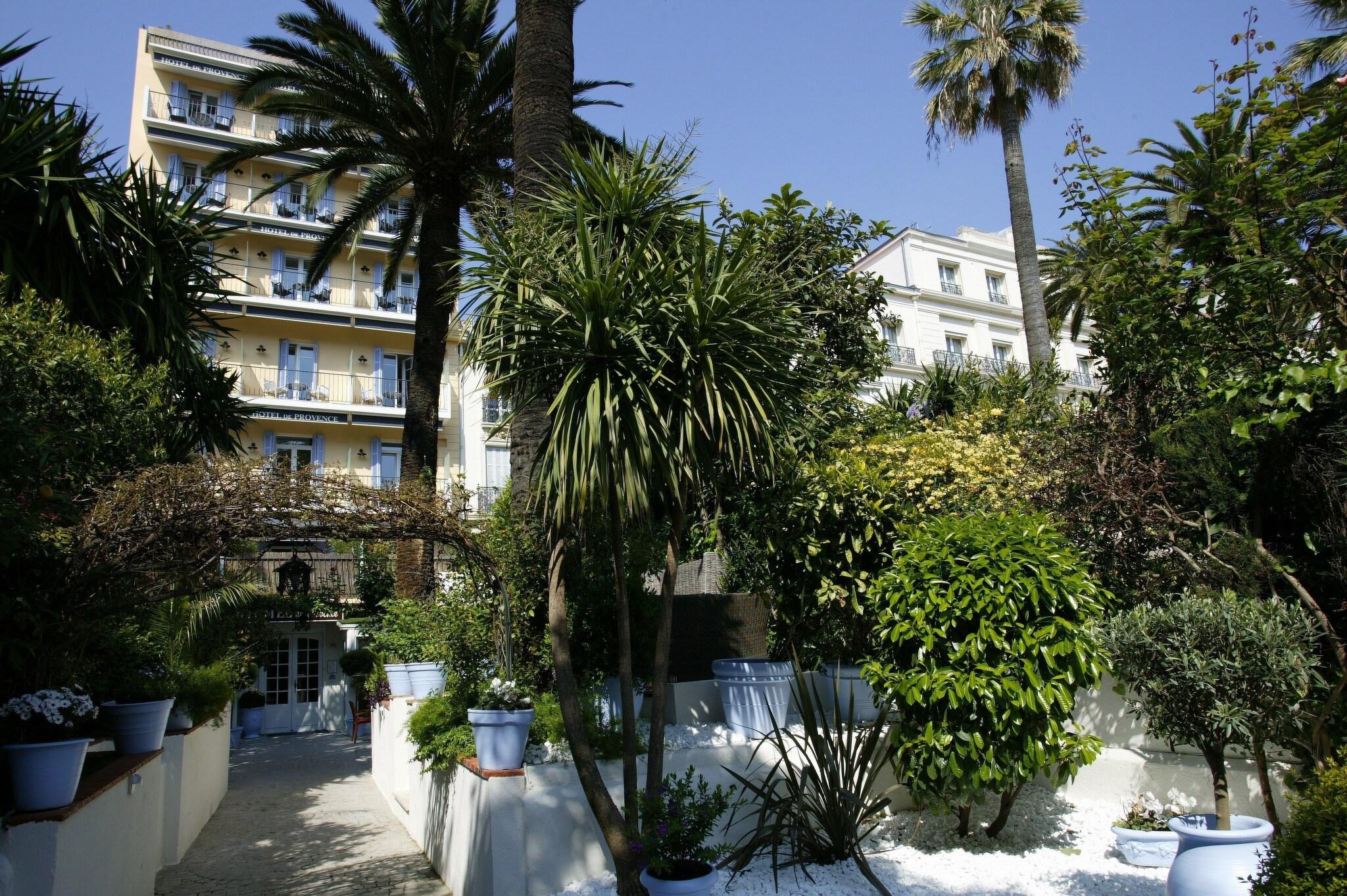 Hôtel de Provence by null