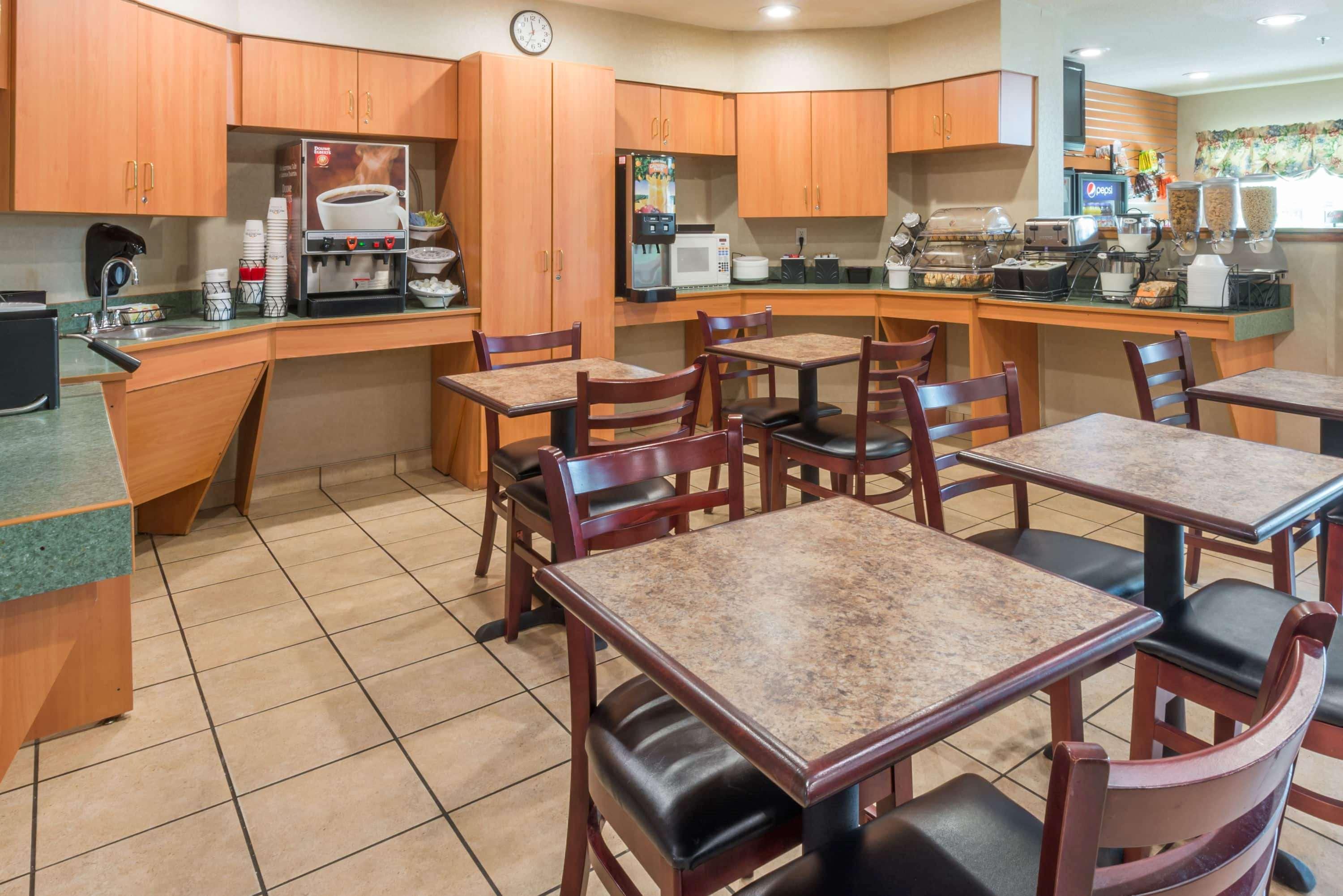 Microtel Inn & Suites By Wyndham Uncasville