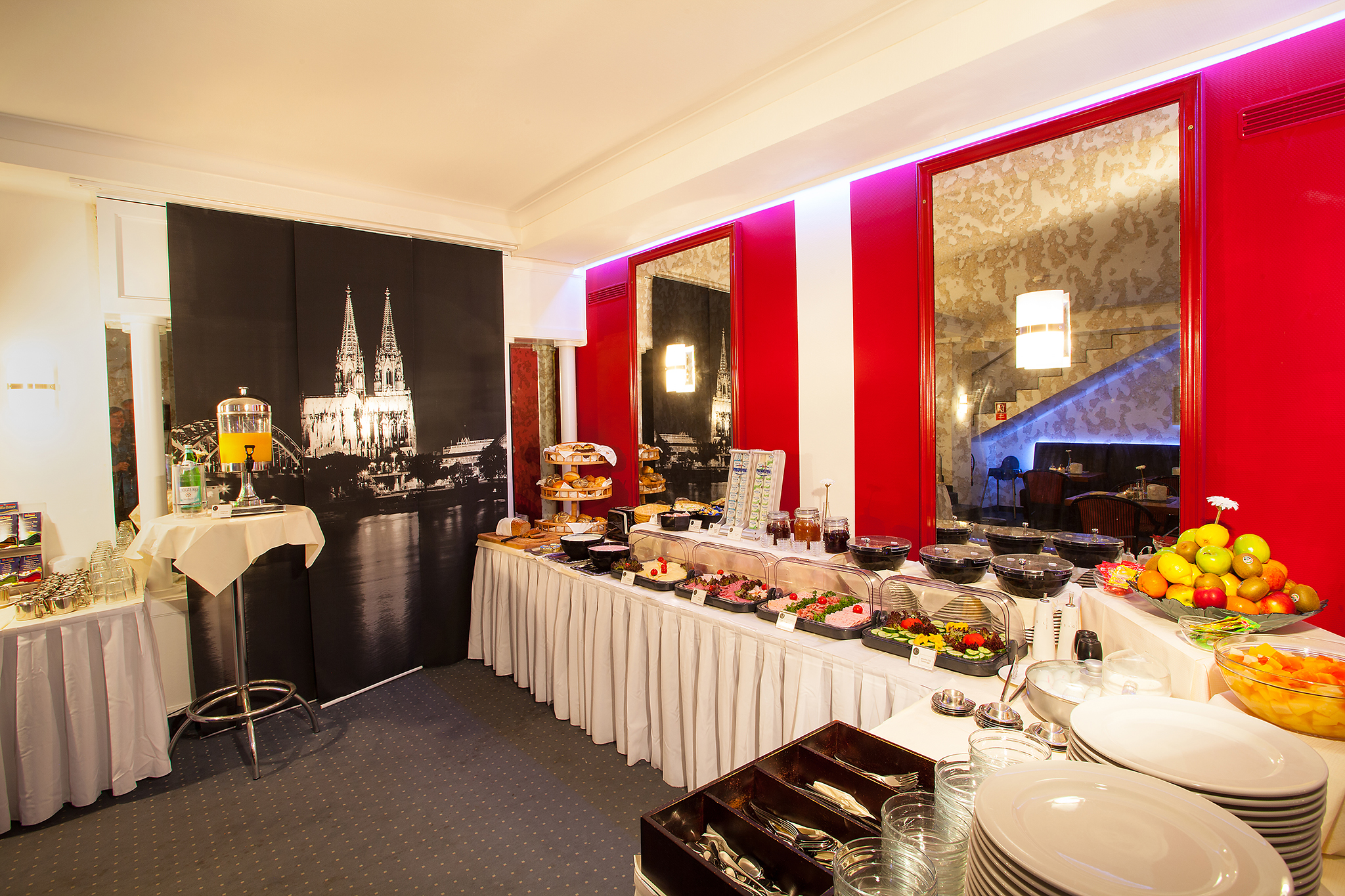 INA Hotel Royal