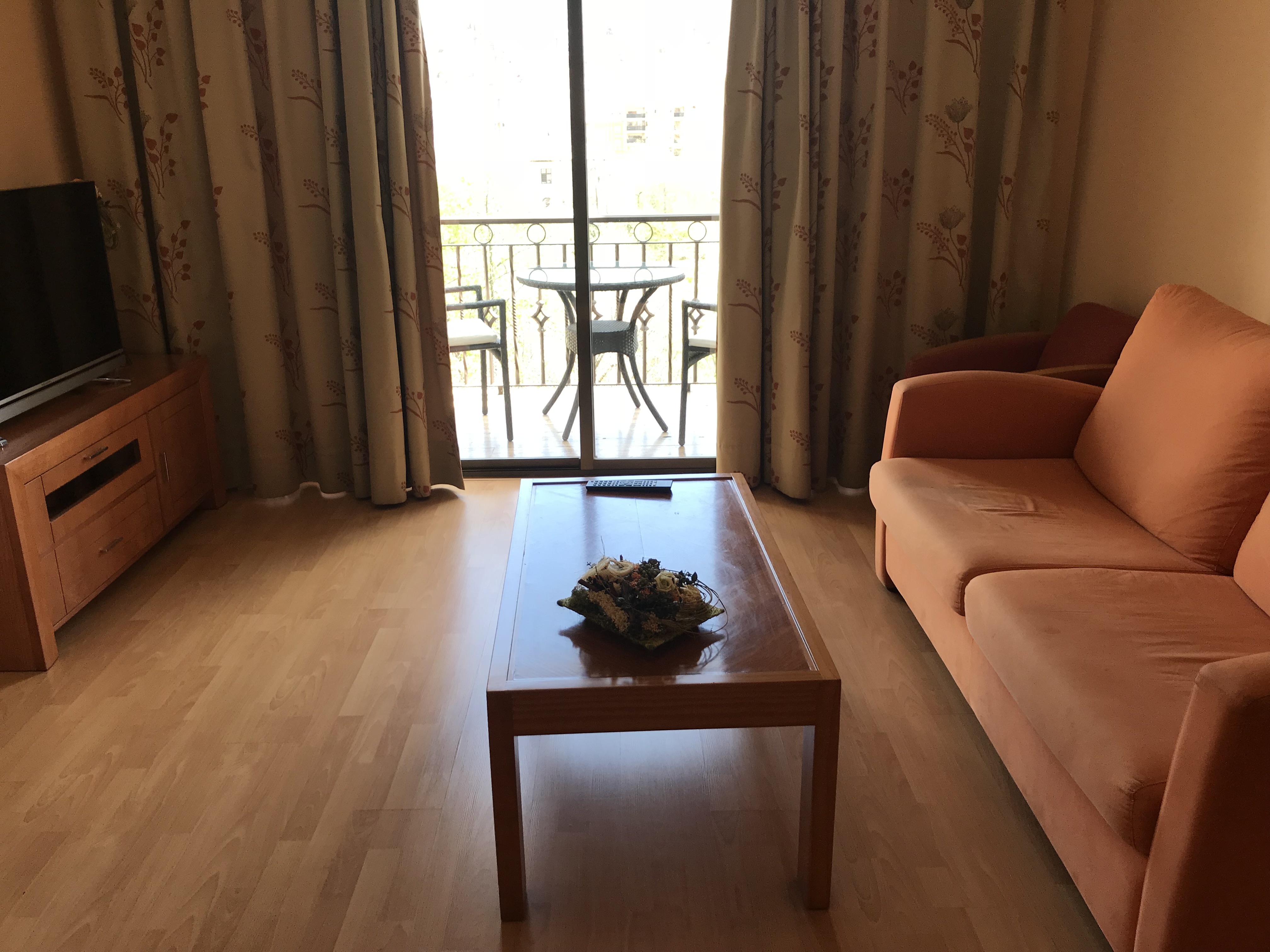 Suite, junior