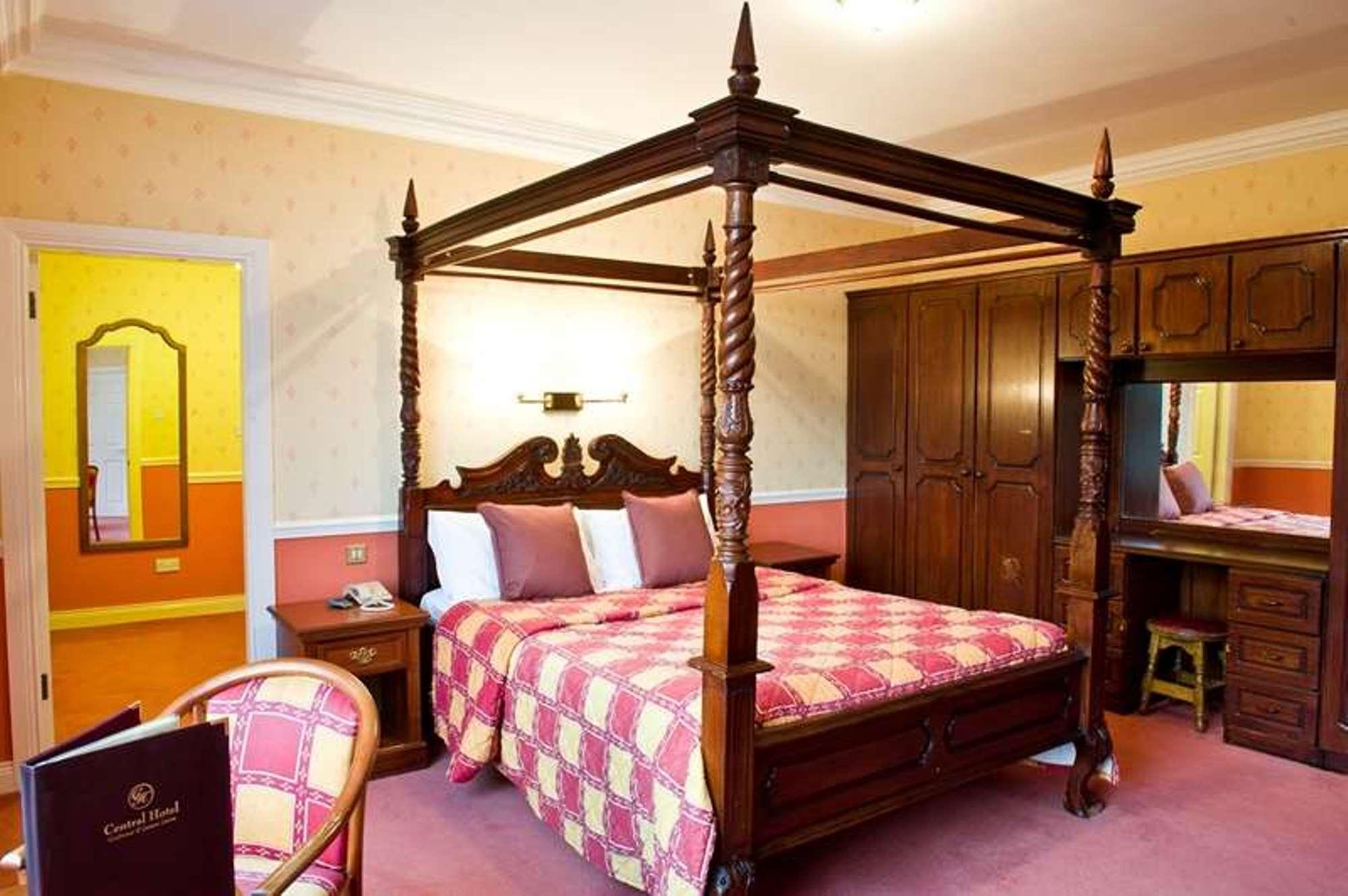 The Central Hotel Donegal by null