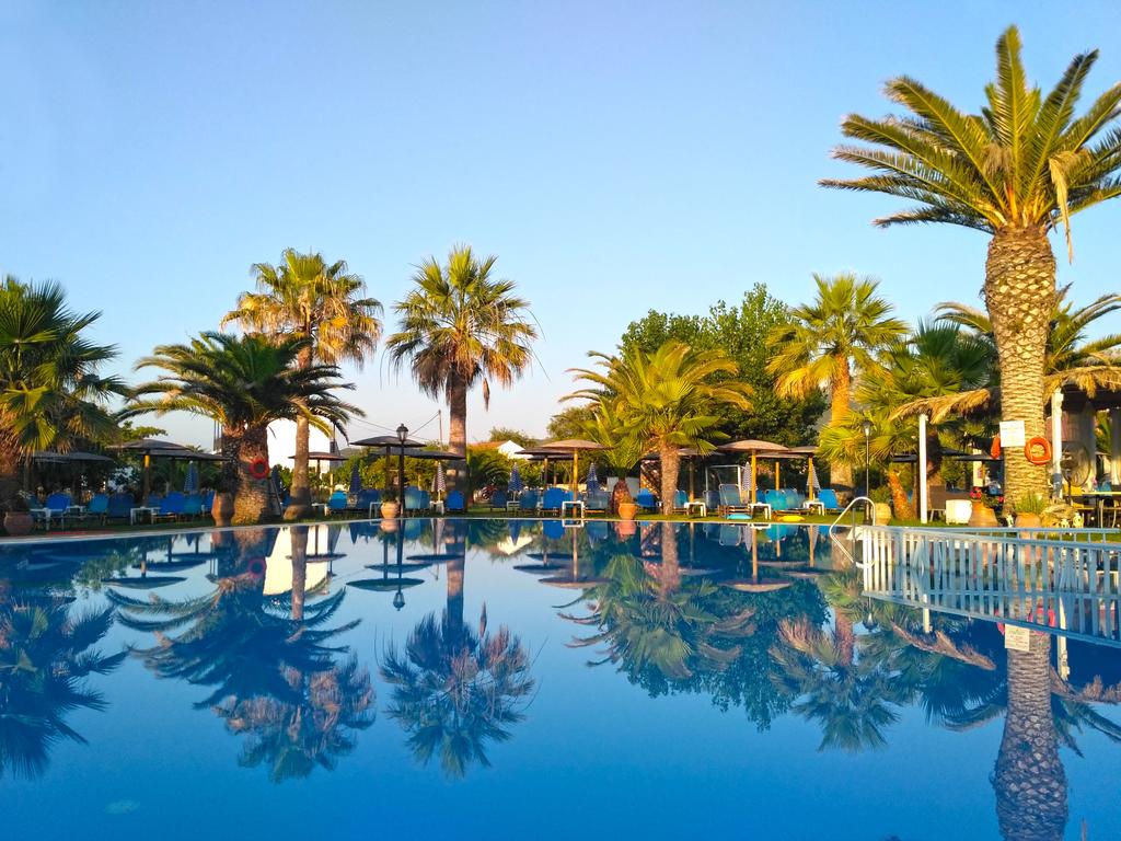 Elisabeth Apartments - photo