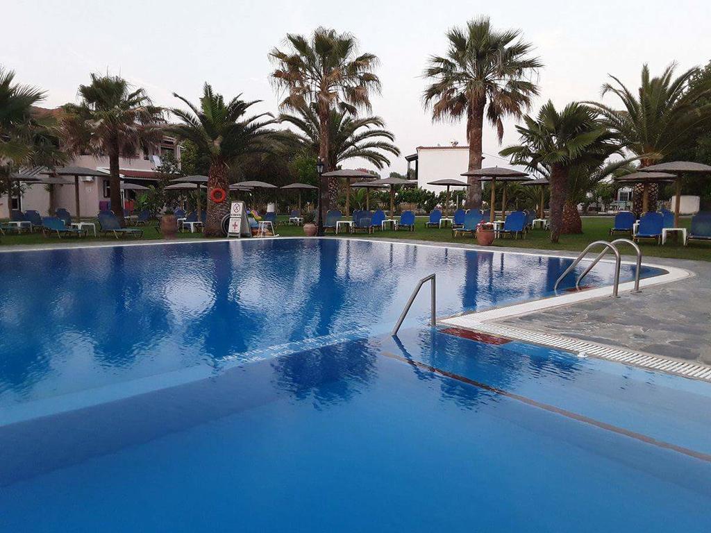 Elisabeth Apartments - photo