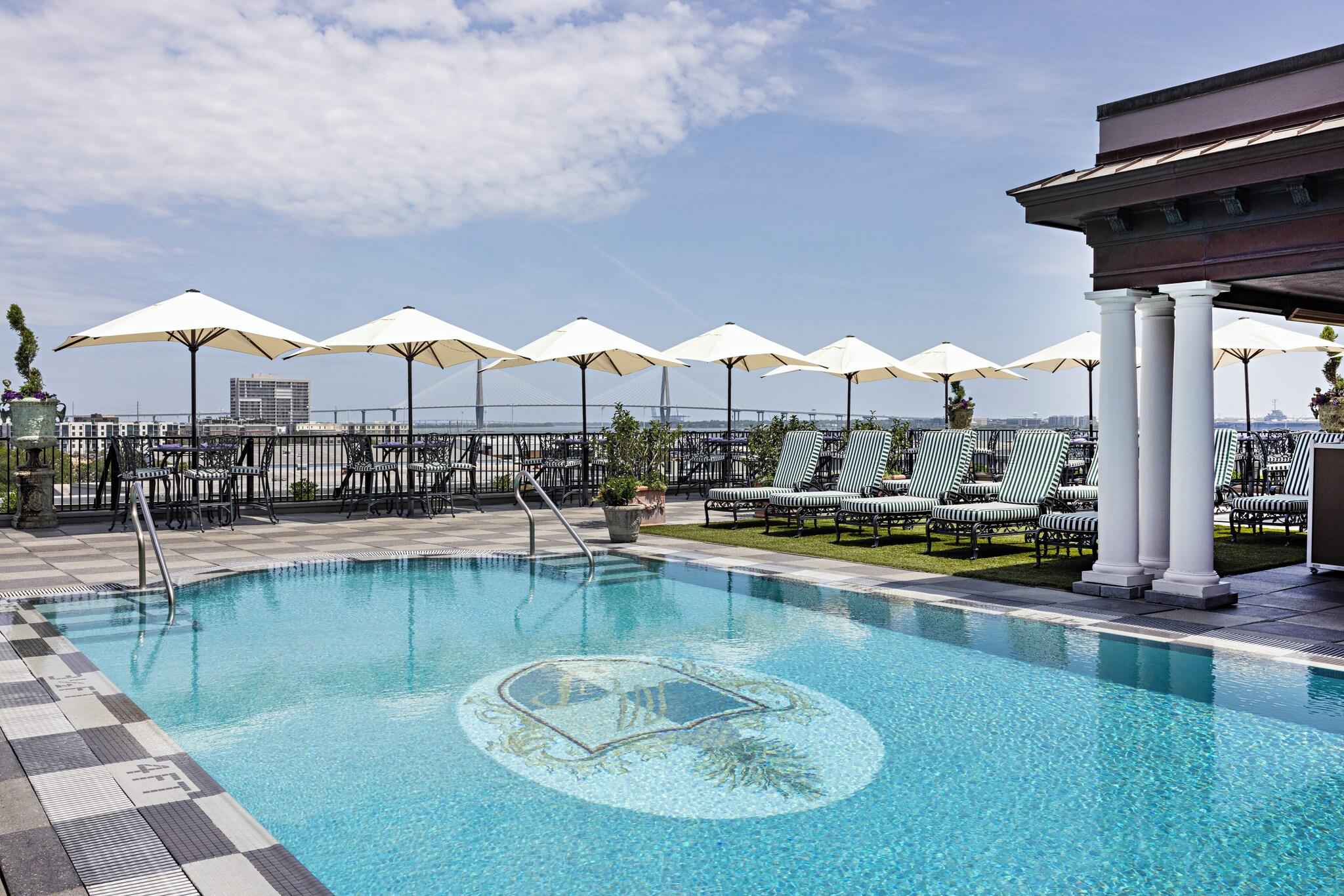 Market Pavilion Hotel by null