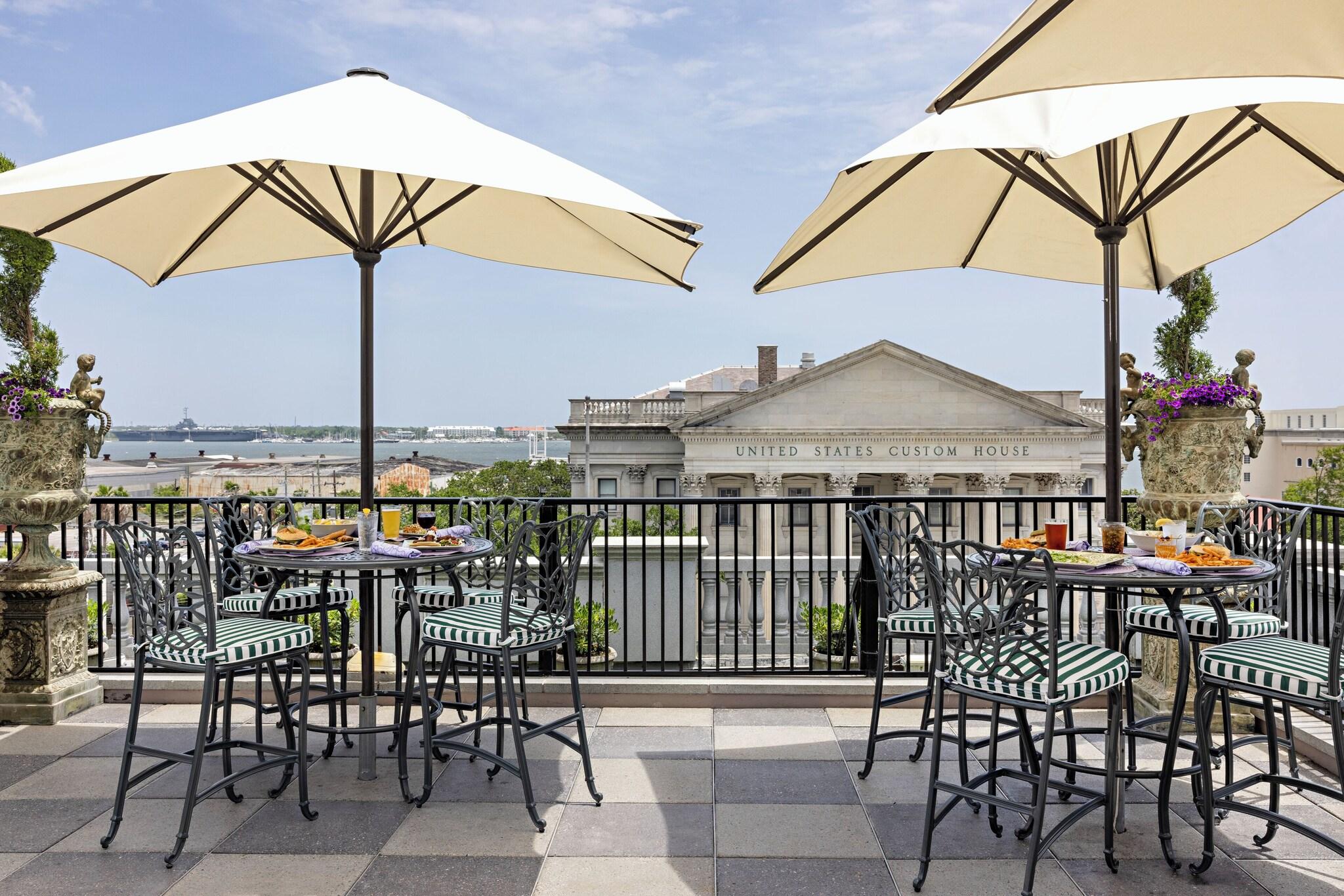 Market Pavilion Hotel by null