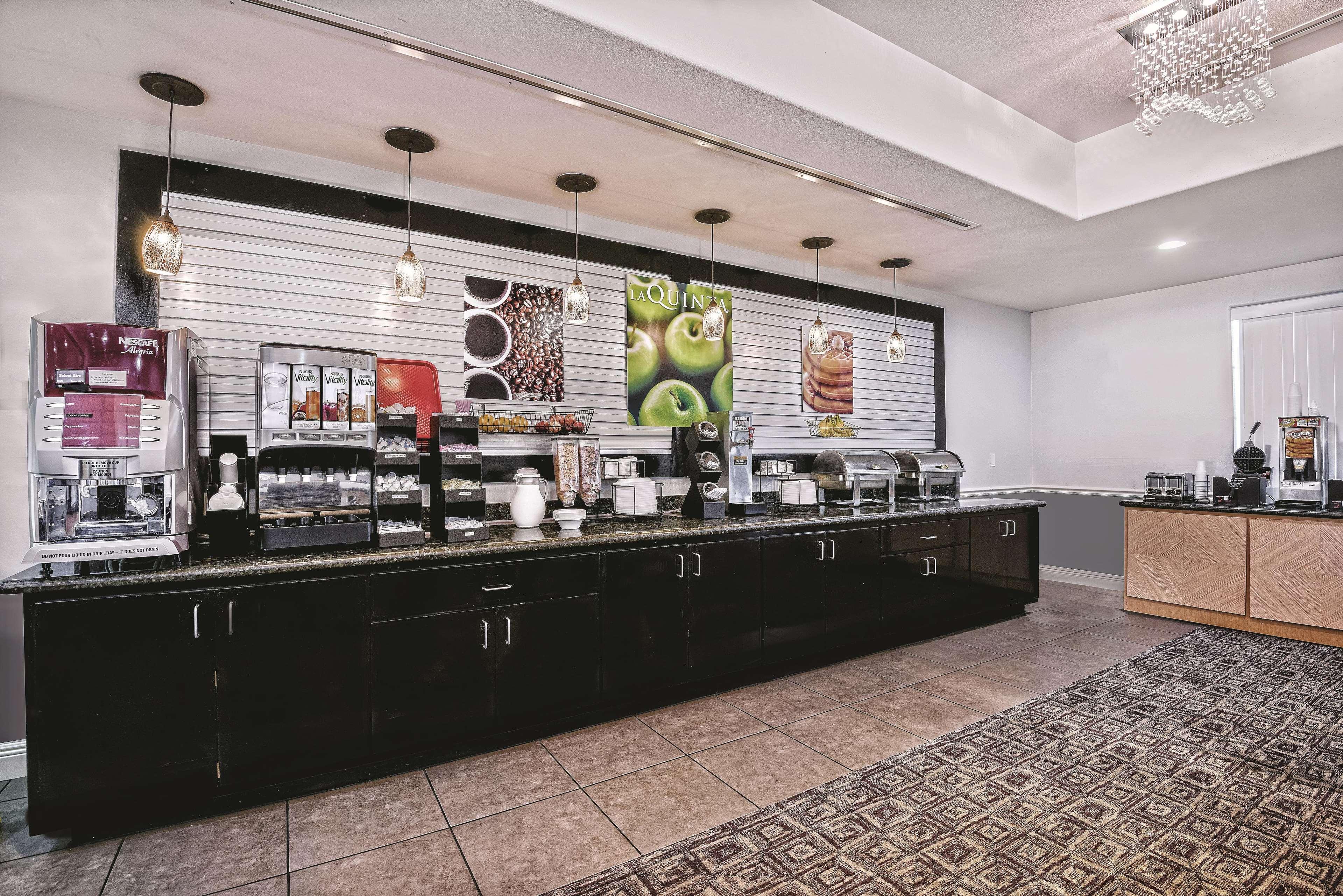 La Quinta Inn & Suites Austin - Cedar Park
