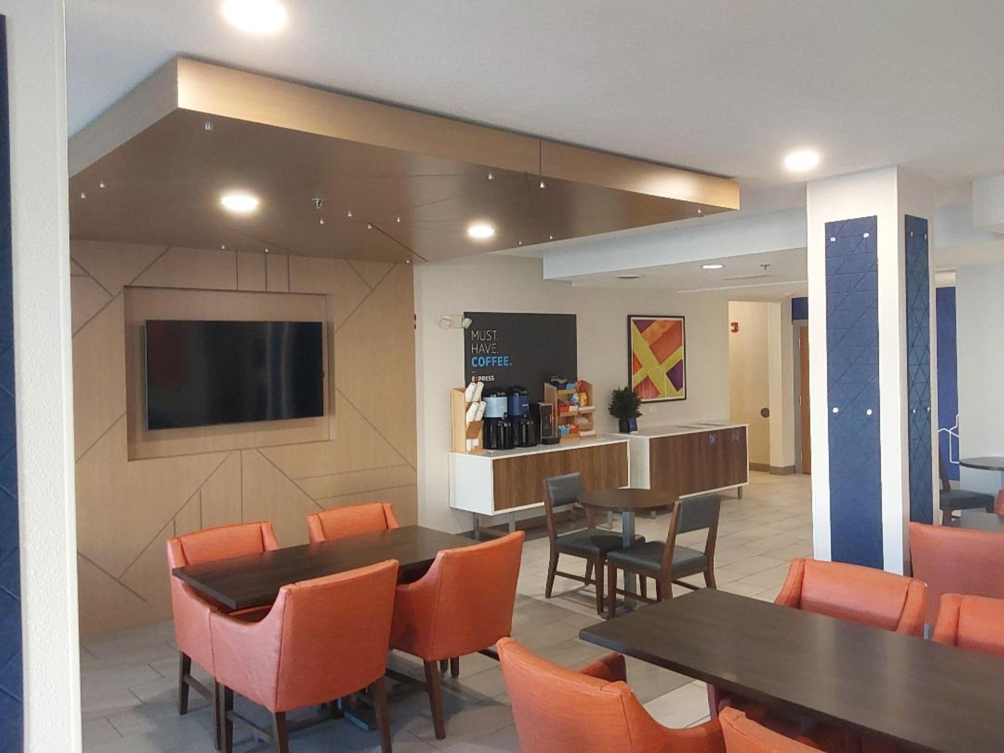 Holiday Inn Express & Suites Antigo By IHG