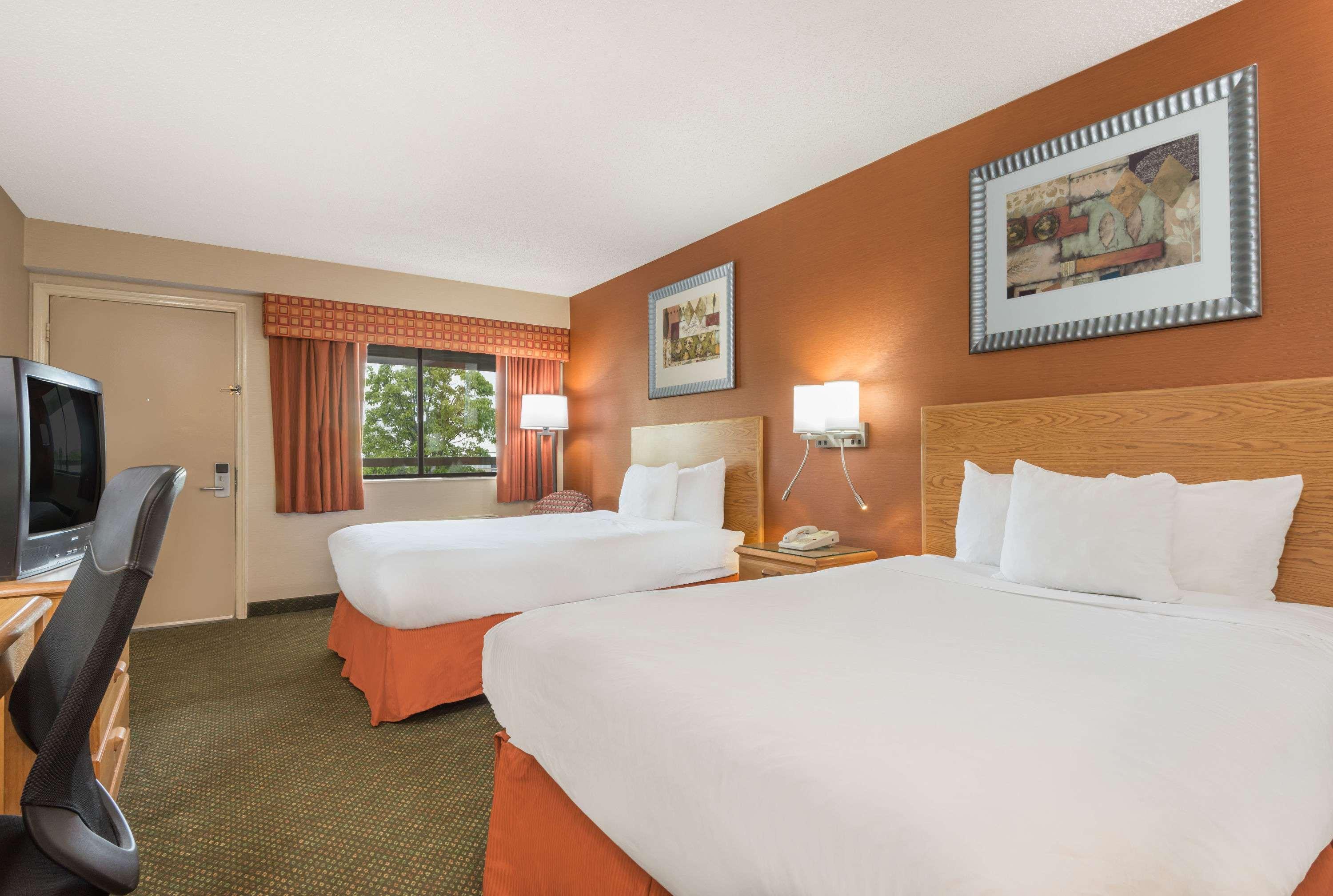 Days Inn by Wyndham Columbus Fairgrounds