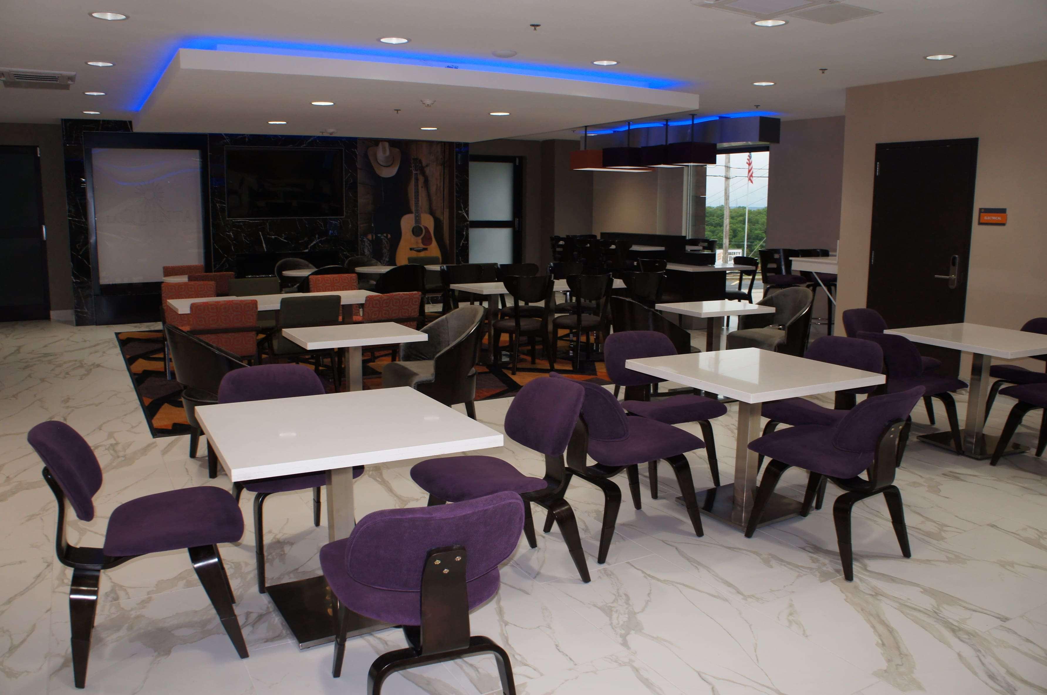 La Quinta Inn & Suites by Wyndham Branson