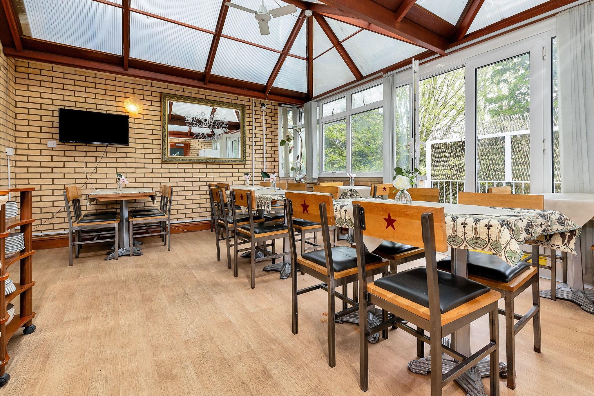 Shelford Lodge