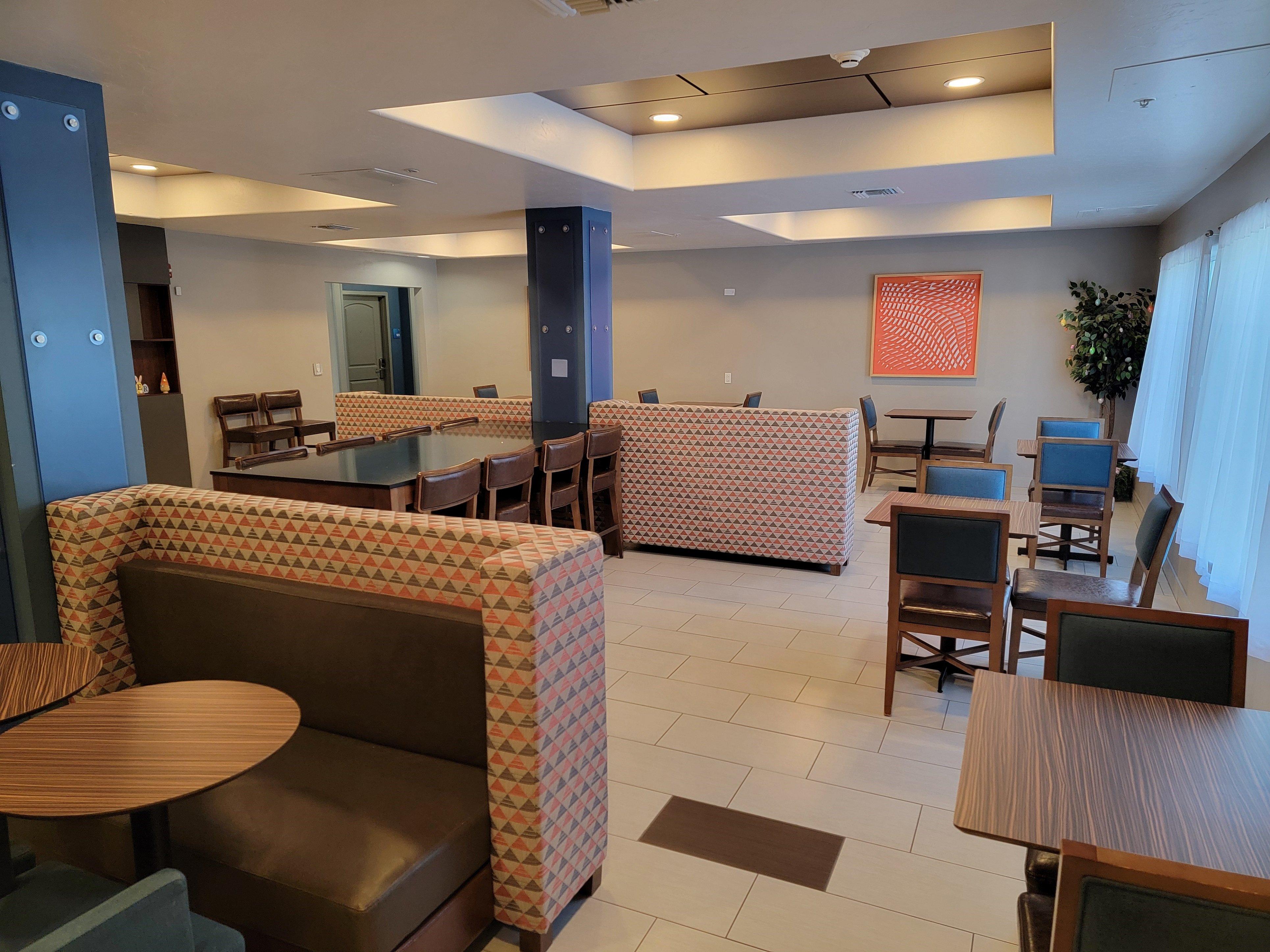 Holiday Inn Express & Suites Casa Grande By IHG