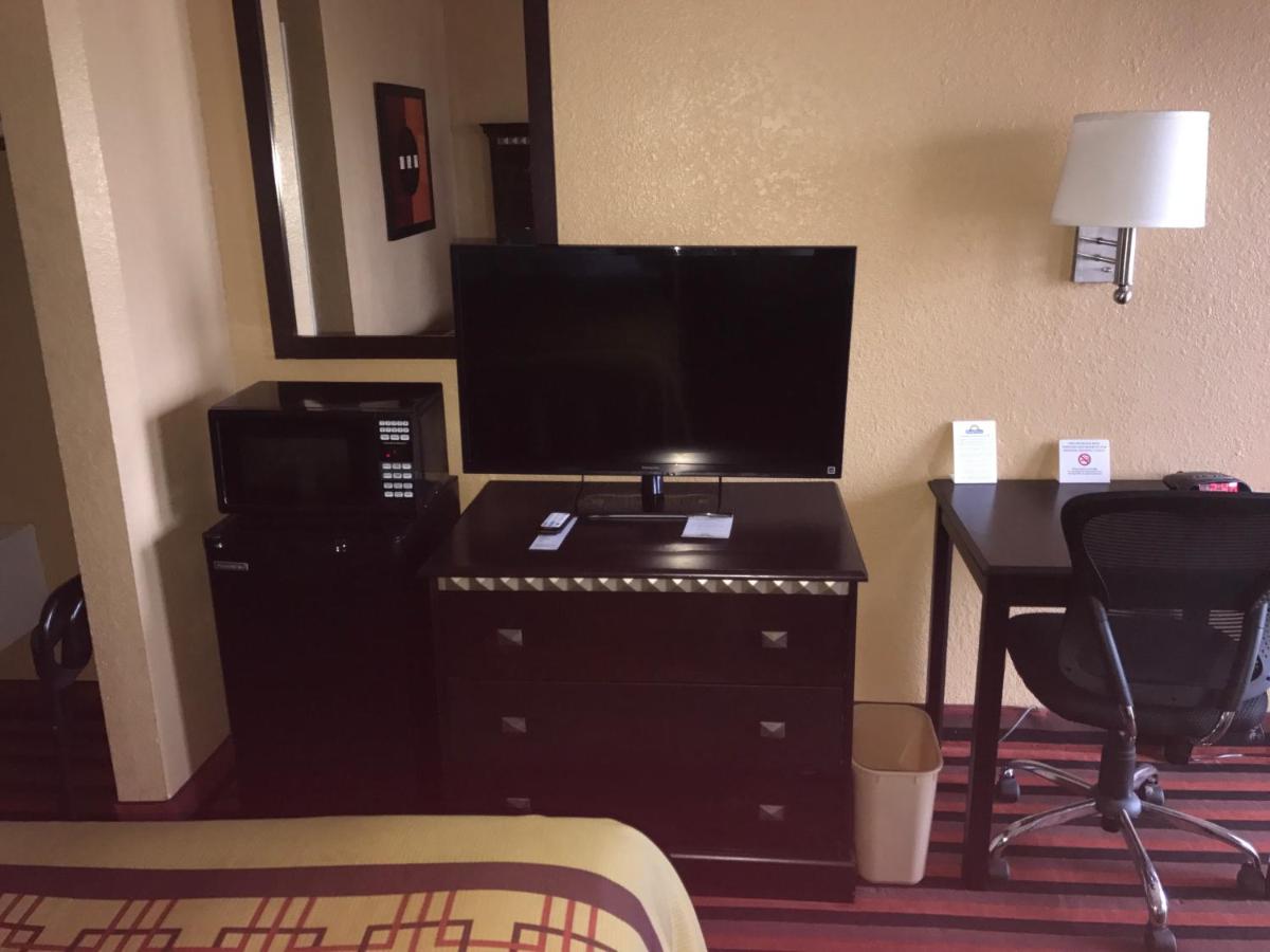 Days Inn By Wyndham Corpus Christi Beach