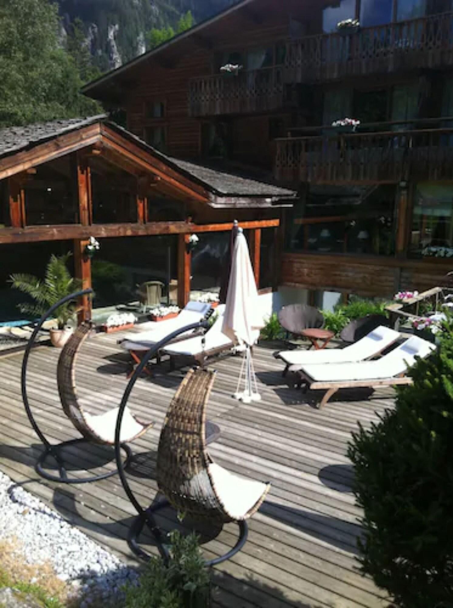 Chalet Hôtel & Spa Jeu de Paume by null