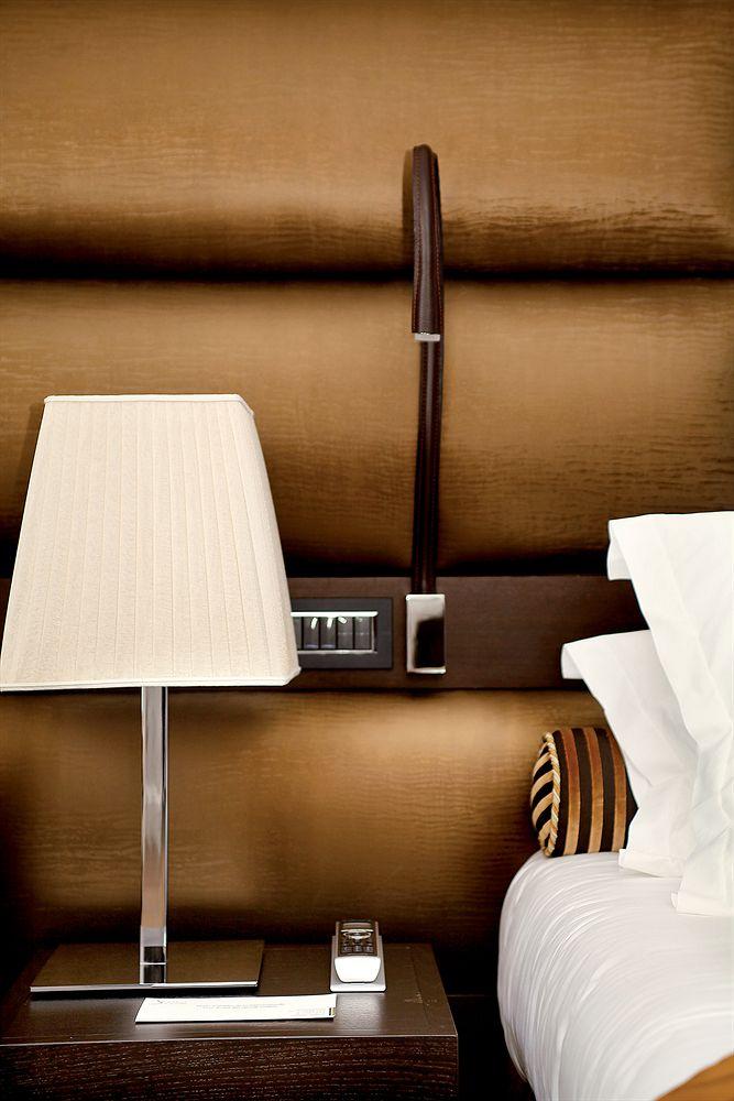 Les Suites de la Potinière by null