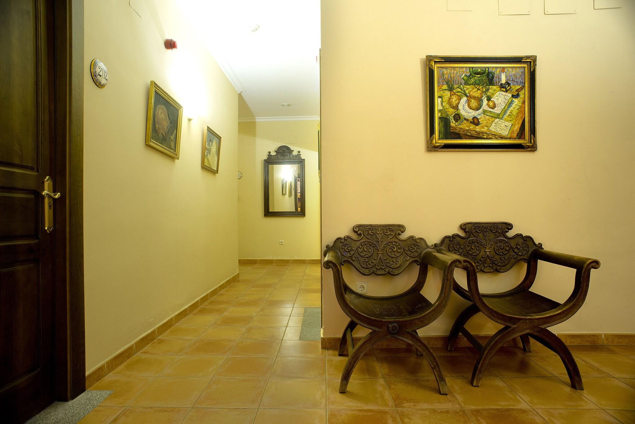 Hotel Don Carlos Cáceres by null