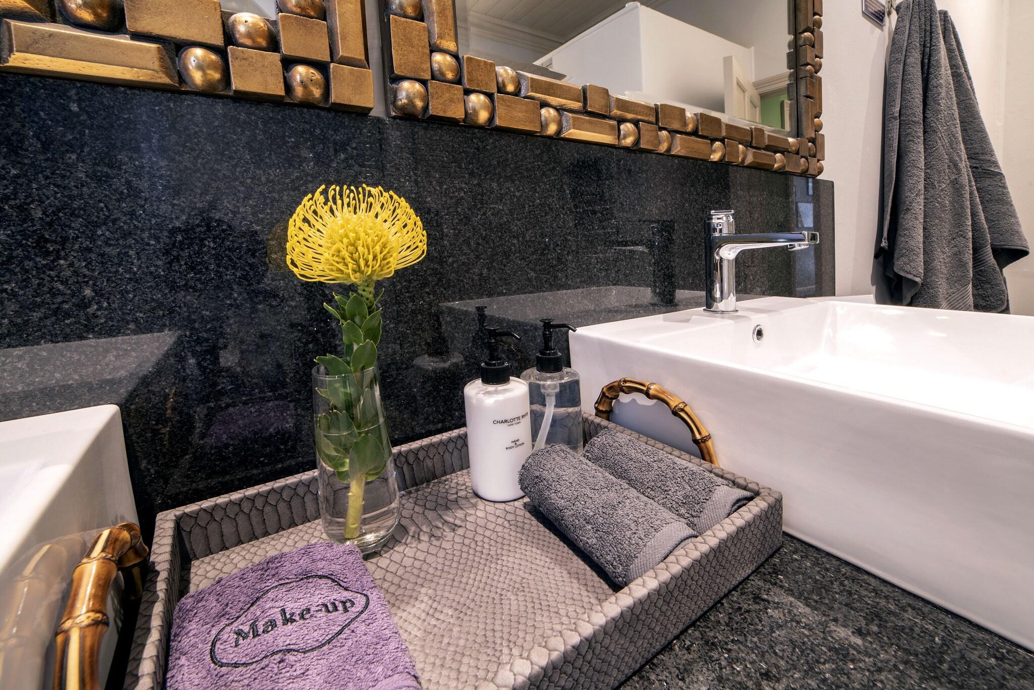 La Fontaine Boutique Hotel by The Oyster Collection by null